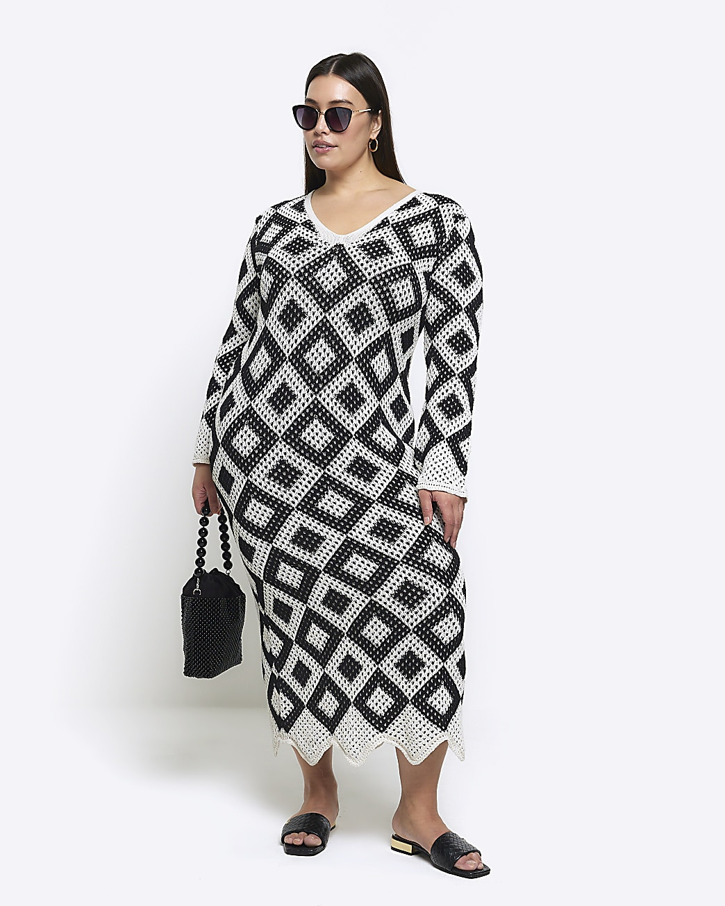 Plus black diamond stitch beach maxi dress | River Island (UK & IE)