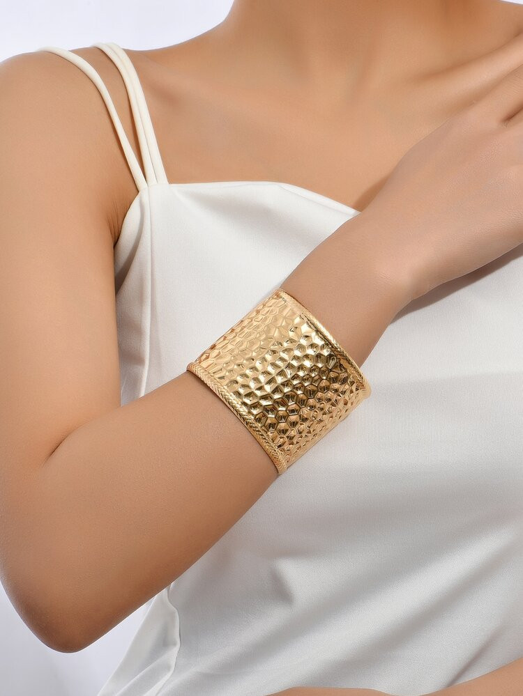 Wide Iron Cuff Bangle | SHEIN