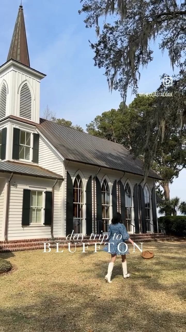 Shop my latest reel with dresses and shirts from Tuckernuck & J Crew. 

Spring coastal floral blouse chic coastal casual 

#LTKshoecrush #LTKstyletip #LTKtravel