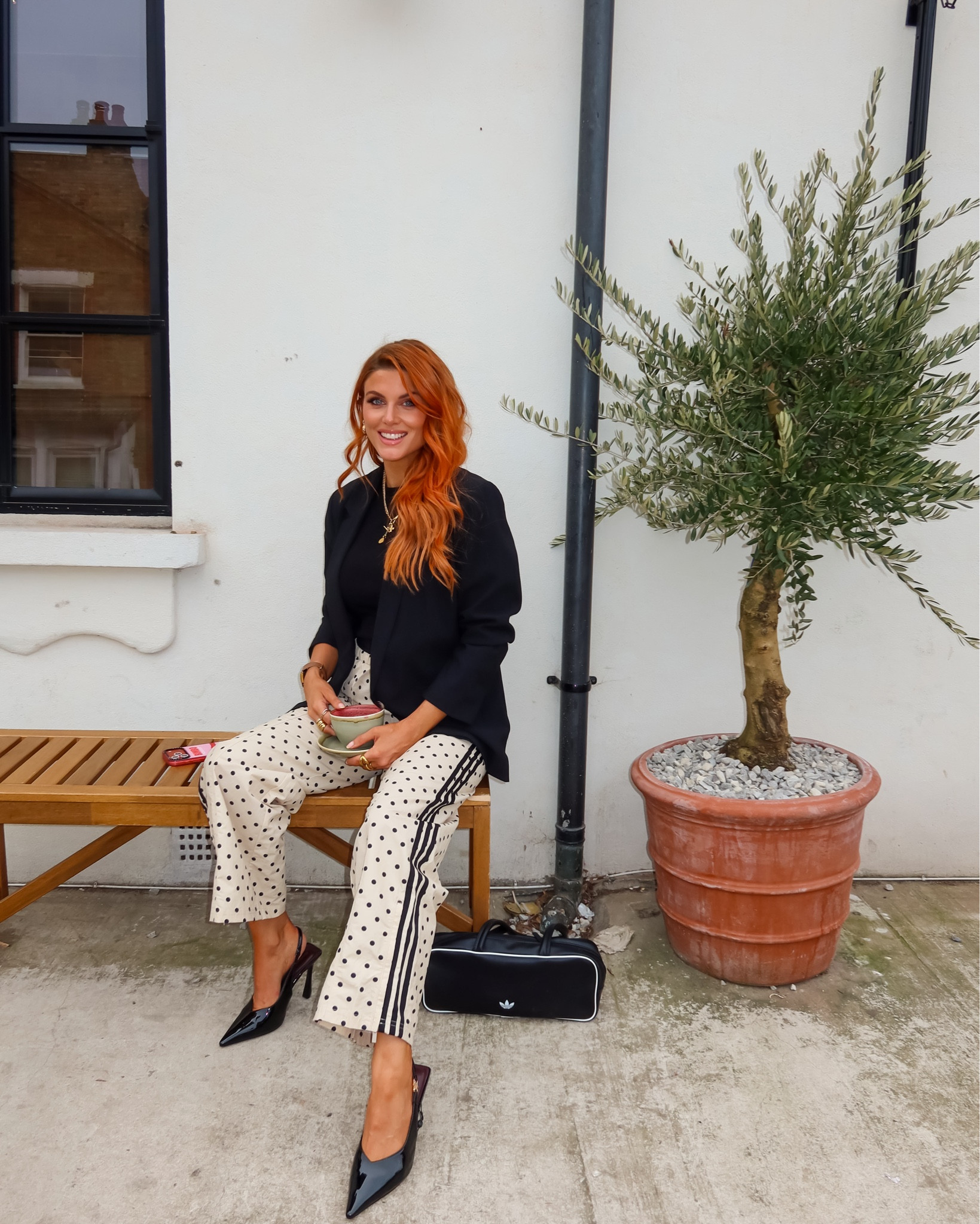 These stone track pants from the new adidas Originals x ASOS collection fulfill my polka dot dreams omg!! 

Paired with this black blazer and black fitted tee from ASOS ♥️
