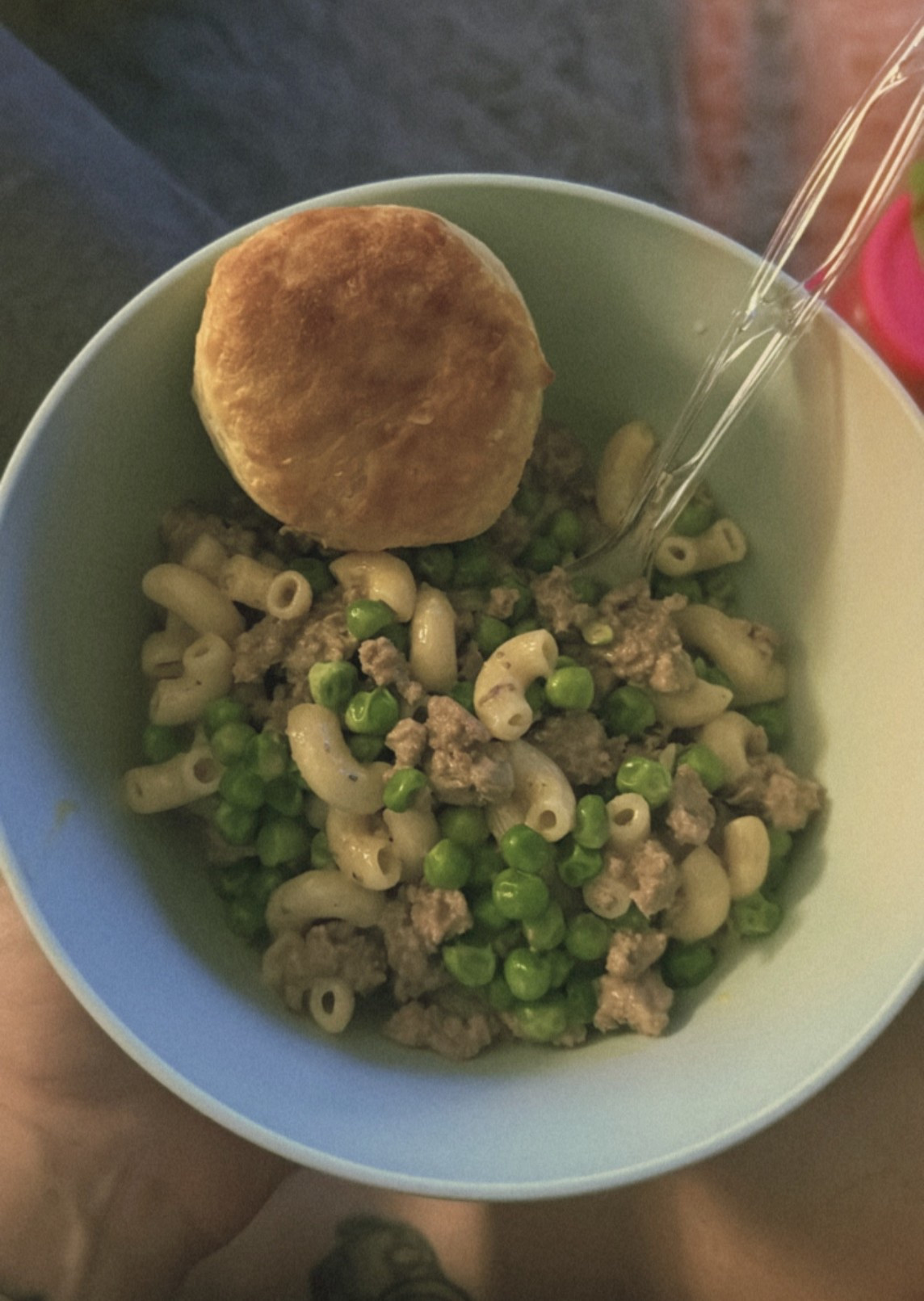 Homemade “hamburger helper” thats 1000x better, and just as easy. In my fav all in one appliance! 

Cook the ground beef on the sauté function. Add garlic powder, salt, pepper, and Kinder’s seasoning as desired. Drain, and set aside. Then cook the Mac and cheese using the pasta function. Make as box directions specify, and then combine the meat and Mac and cheese. If you’re a fan of peas like us, add some fresh steamed peas, and biscuits on the side for a nice texture! Enjoy! 