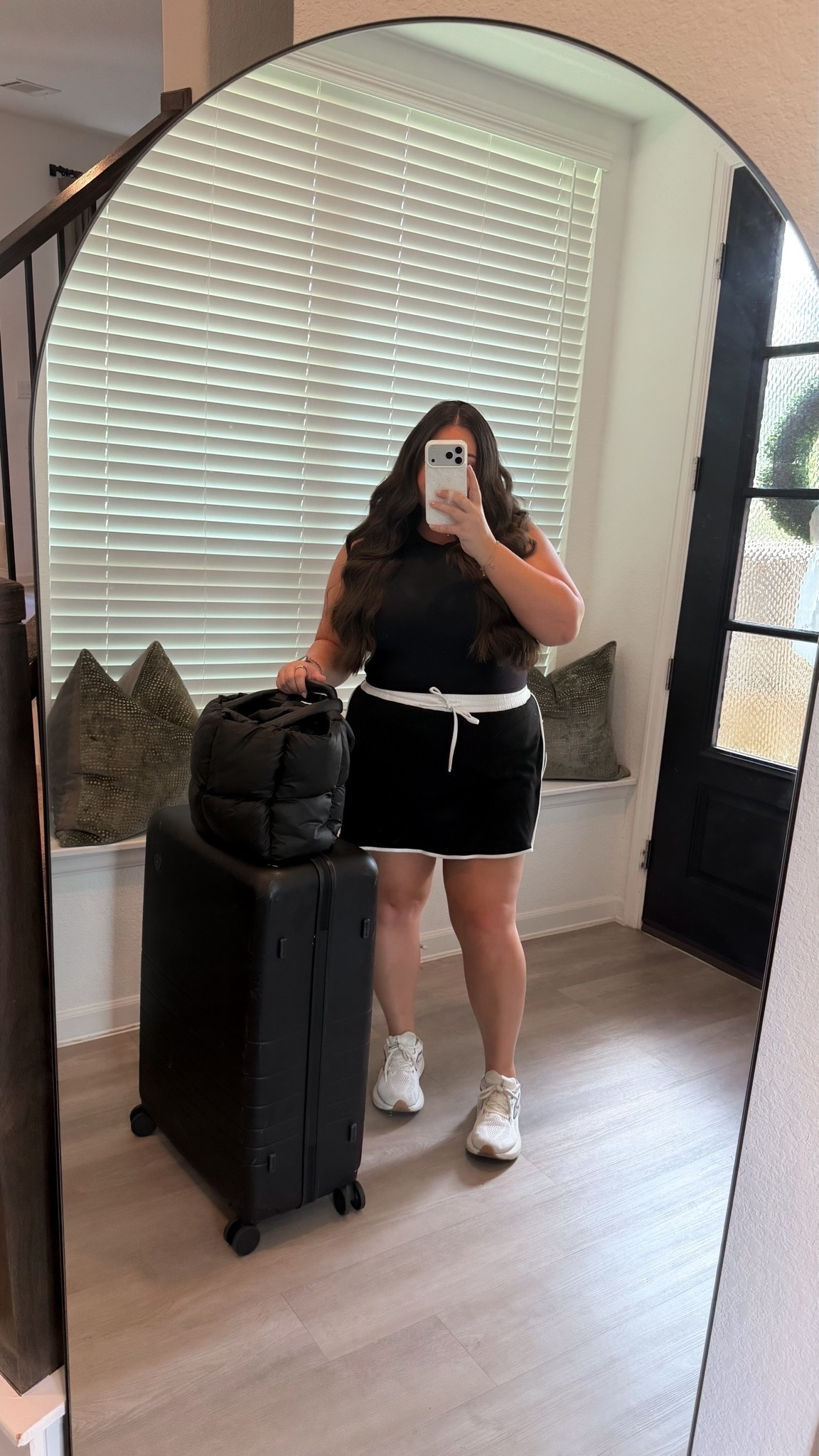 Travel outfit. Travel OOTD. Airport outfit. Airport OOTD. Amazon fashion. Athleisure. Suitcase. Tote bag.

#LTKgrwm #LTKootd #LTKTravel