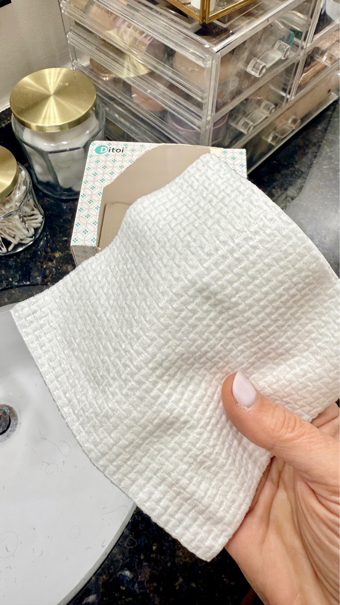 The best little bathroom find 🤍
Disposable makeup towels are a game changer! I love using these so I can keep my pretty hand towels clean and fresh. Such a simple little swap that makes getting ready so much easier.

#LTKdayinmylife #LTKOver40 #LTKBeauty