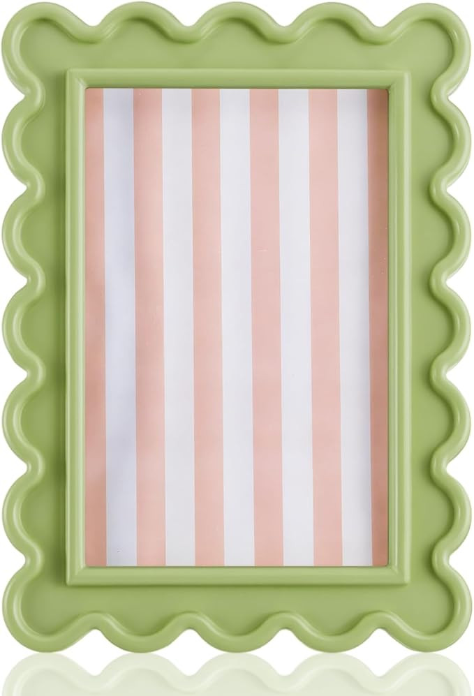 AceOrbit 4x6 Inches Light Green Flower Wavy Scalloped Picture Frame Cute | Amazon (US)