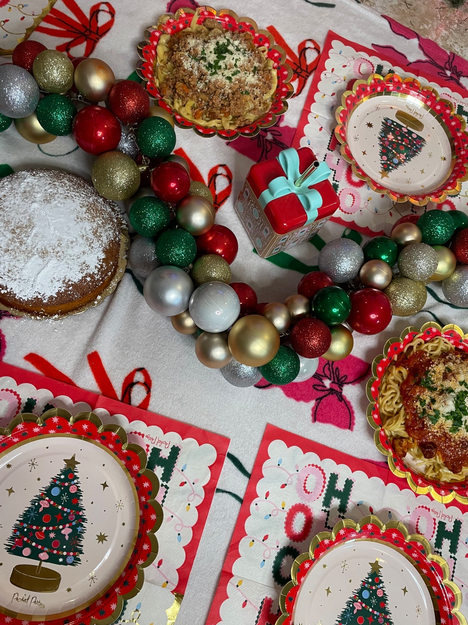 Goldbelly L’Artusi pasta and olive oil cake 

#LTKHoliday #LTKmomlife #LTKOver40