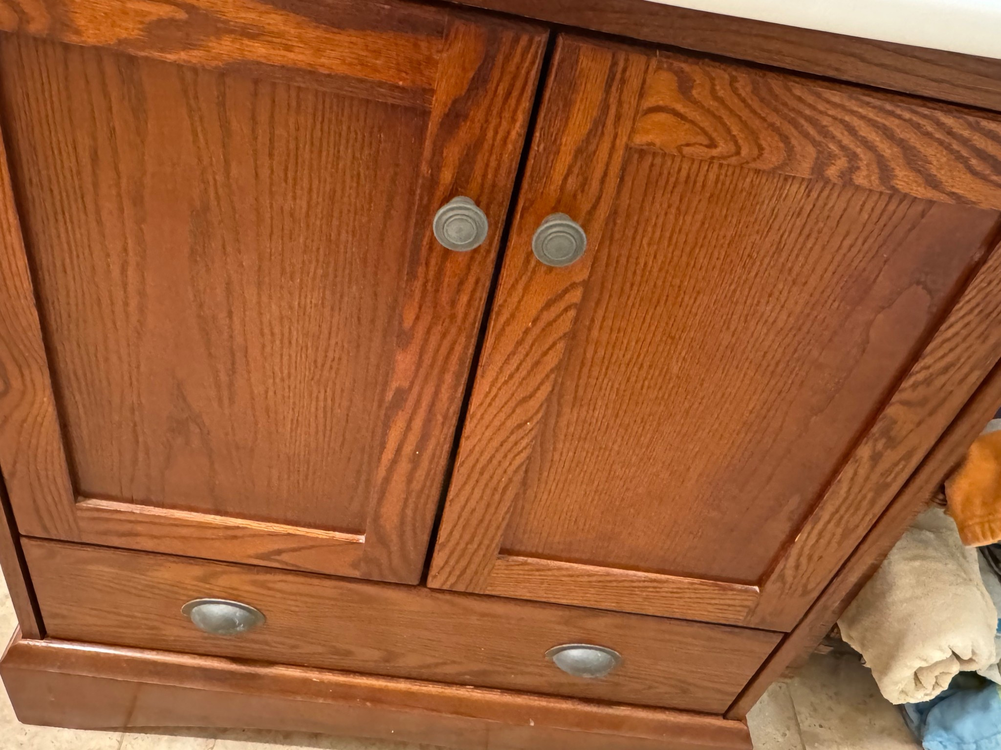 Little bathroom remodel🫶🏼✨

#Lowes

#LTKHome #LTKStyleTip