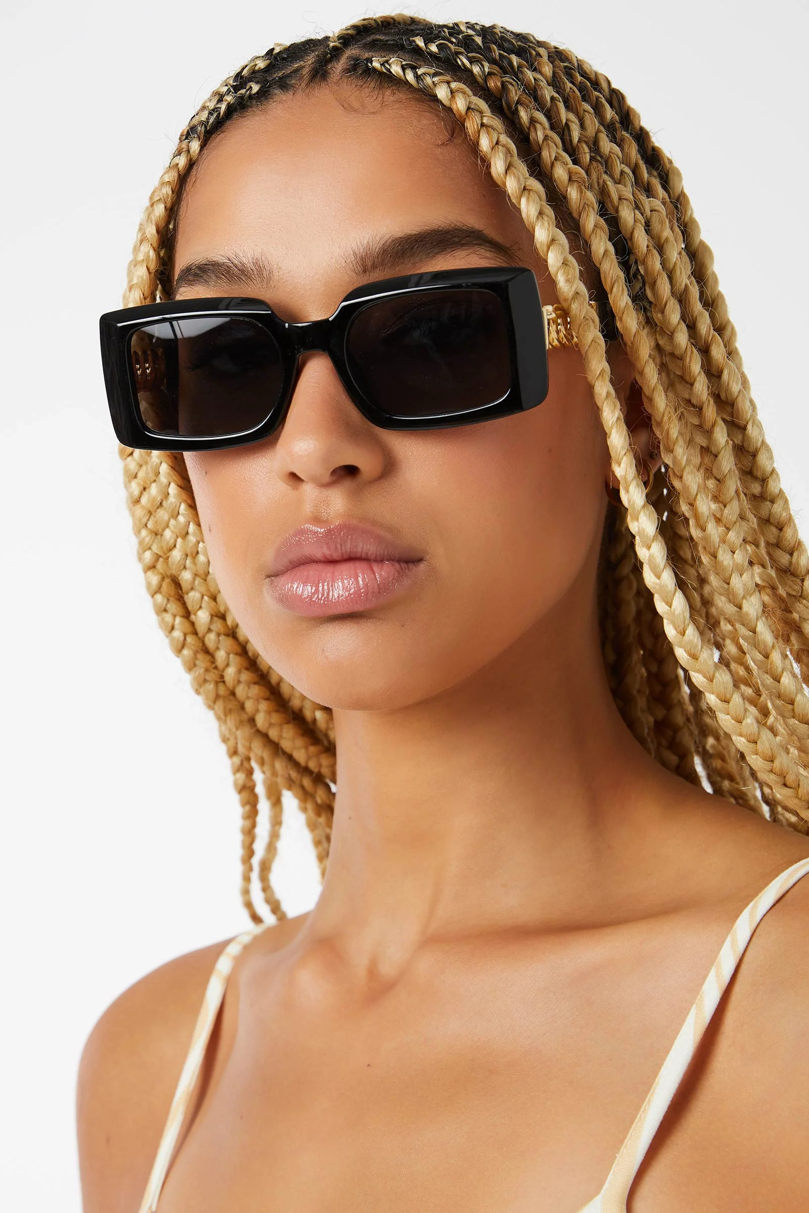 Accent Chain Rectangular Sunglasses | Ardene
