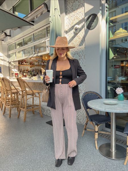 Coffee date look 🖤 stretchy pants are amazing for the bump! Paired with crop top, black blazer, and felt hat with chain

#LTKSeasonal #LTKstyletip