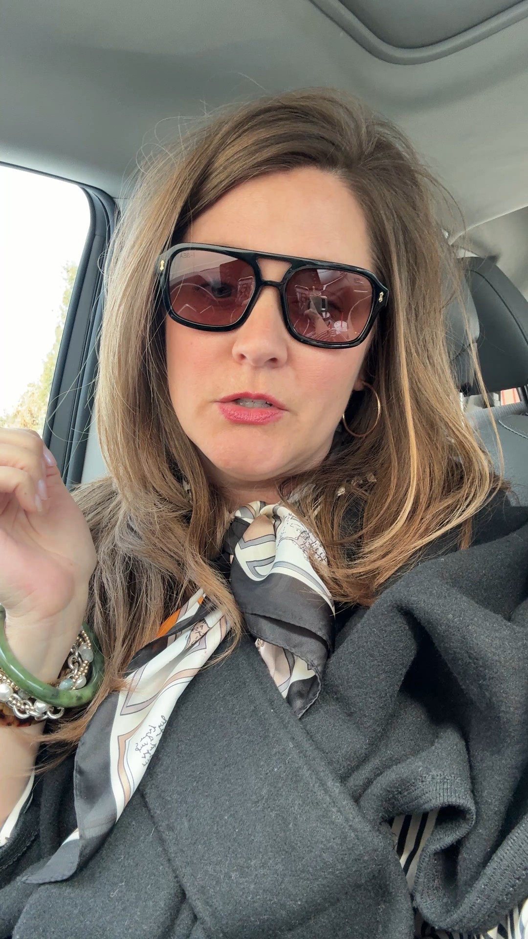 Neutral layers done right. This look is all about quality basics, classic accessories, and effortless styling. 