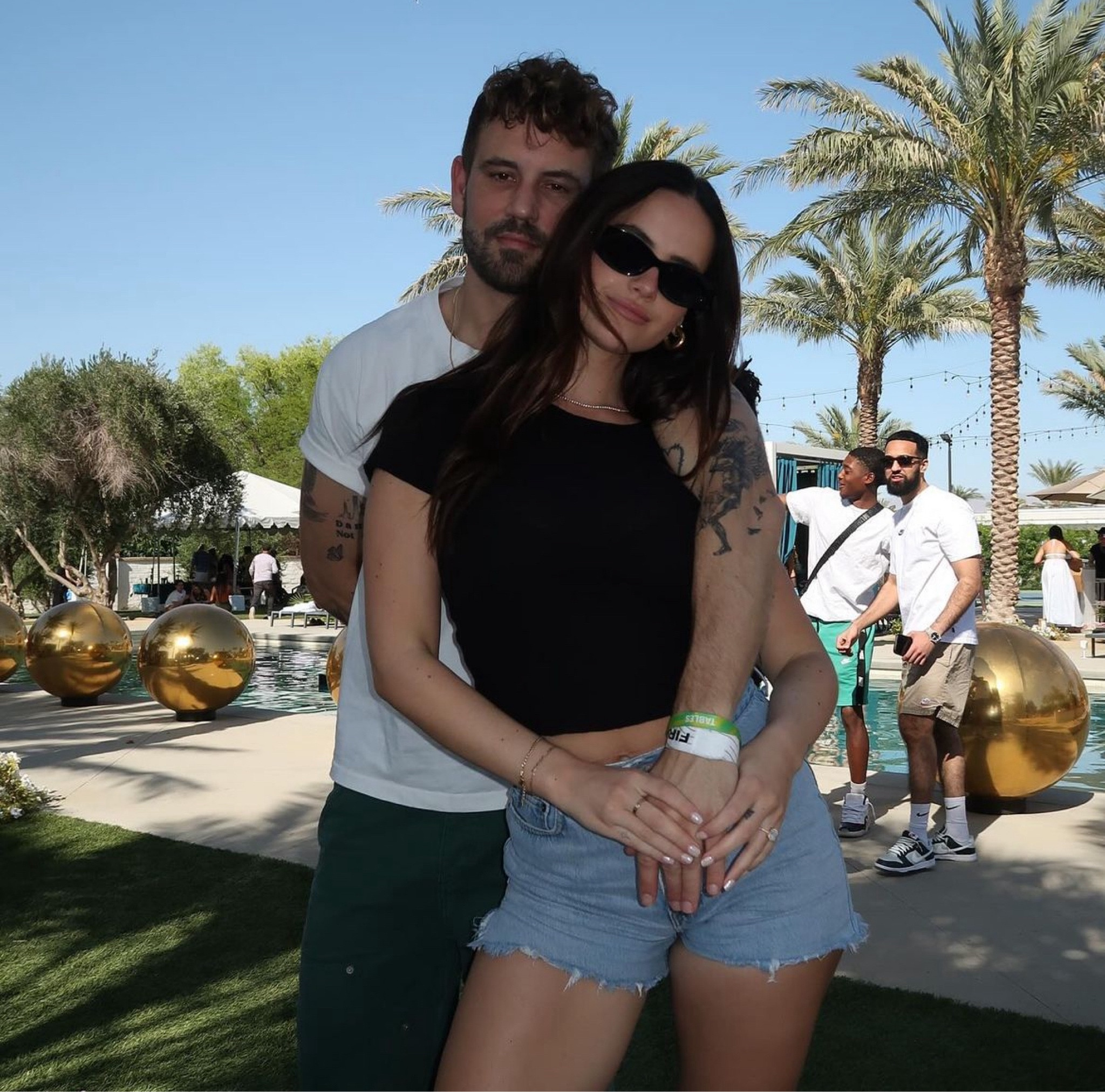 a casual Coachella 🖤

#LTKstyletip #LTKFestival