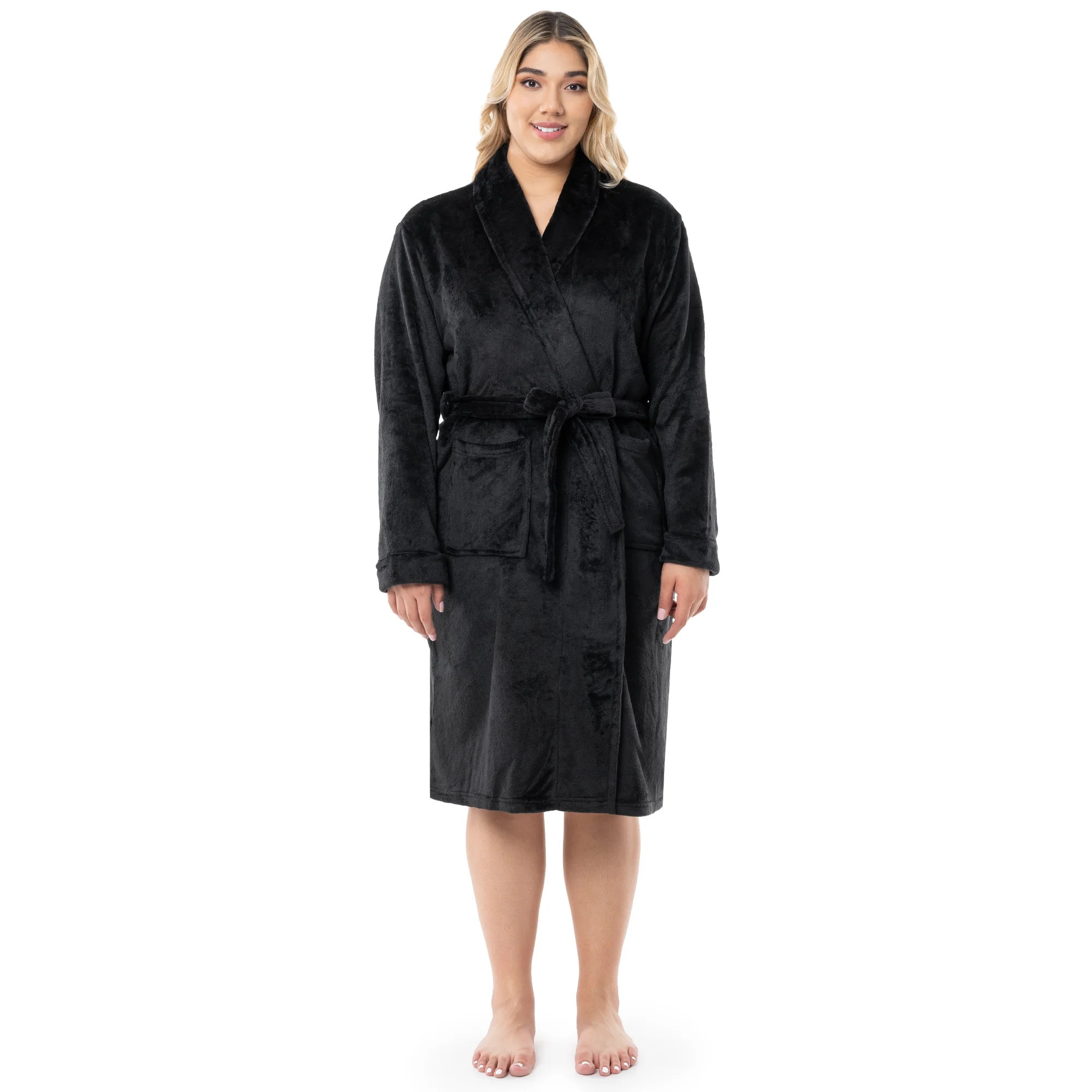 Fruit of the Loom Women's Beyond Soft Fleece Robe, Sizes XS/S-4X | Walmart (US)