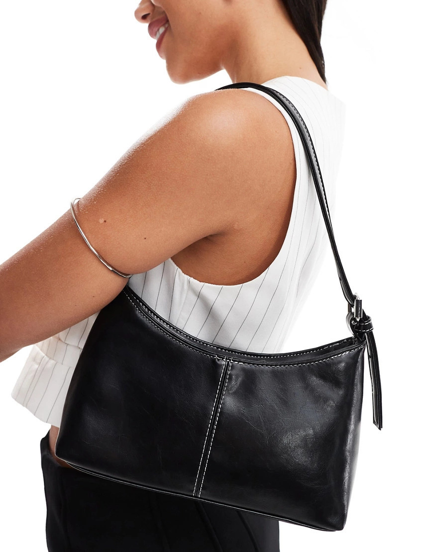 Pull&Bear shoulder bag with contrast detail in black | ASOS (Global)