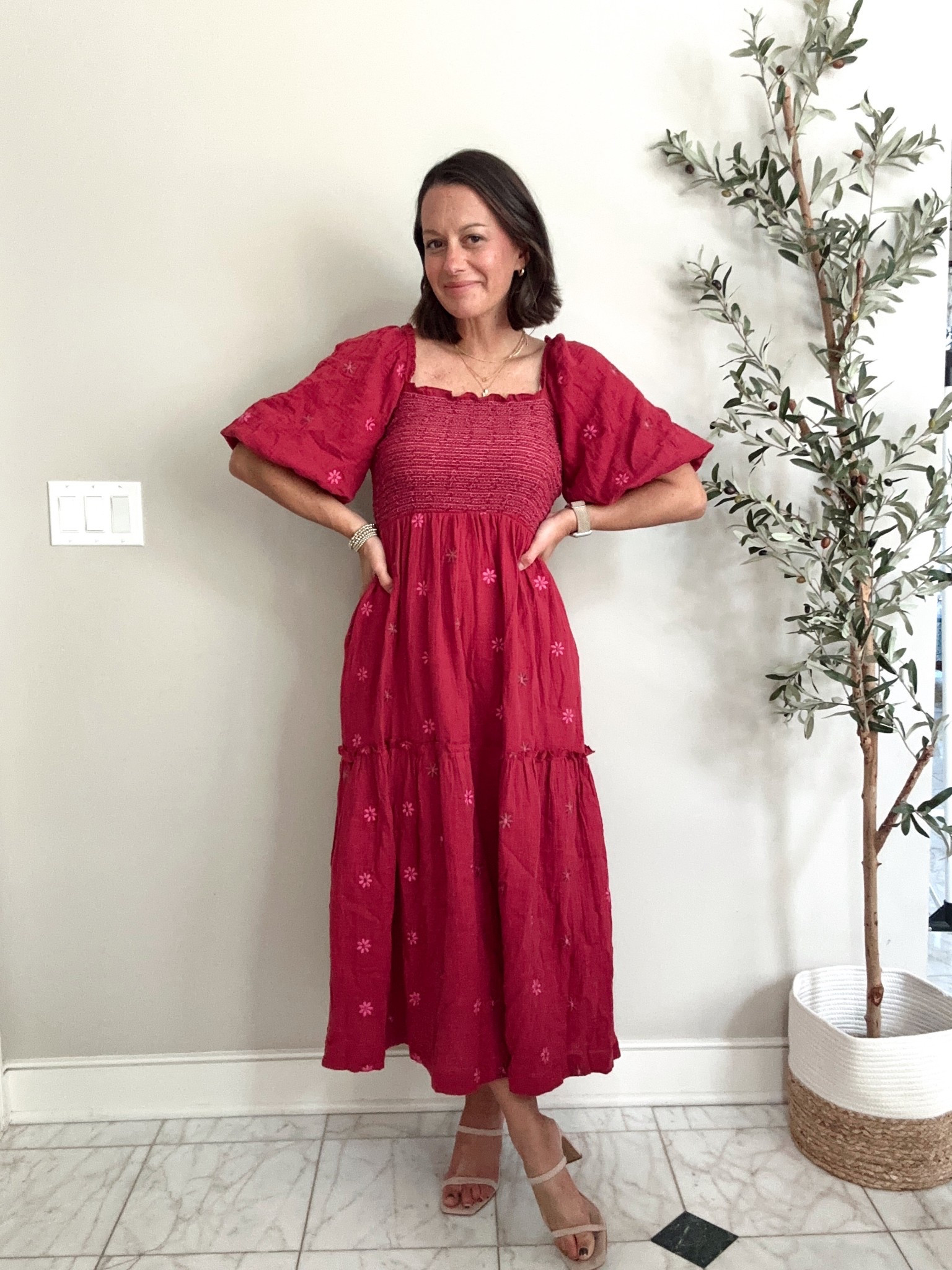 Amazon fall dress!

Perfect for fall family photos!

Runs true to size - I’m in the small!



#LTKOver40 #LTKFindsUnder50 #LTKSeasonal