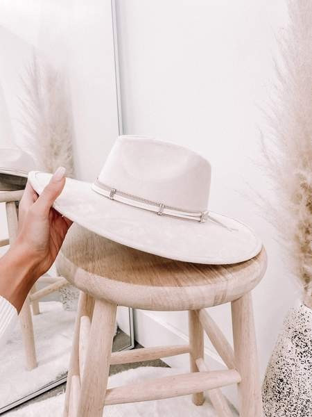 Ivory Joanna Hat | Lane 201 Boutique