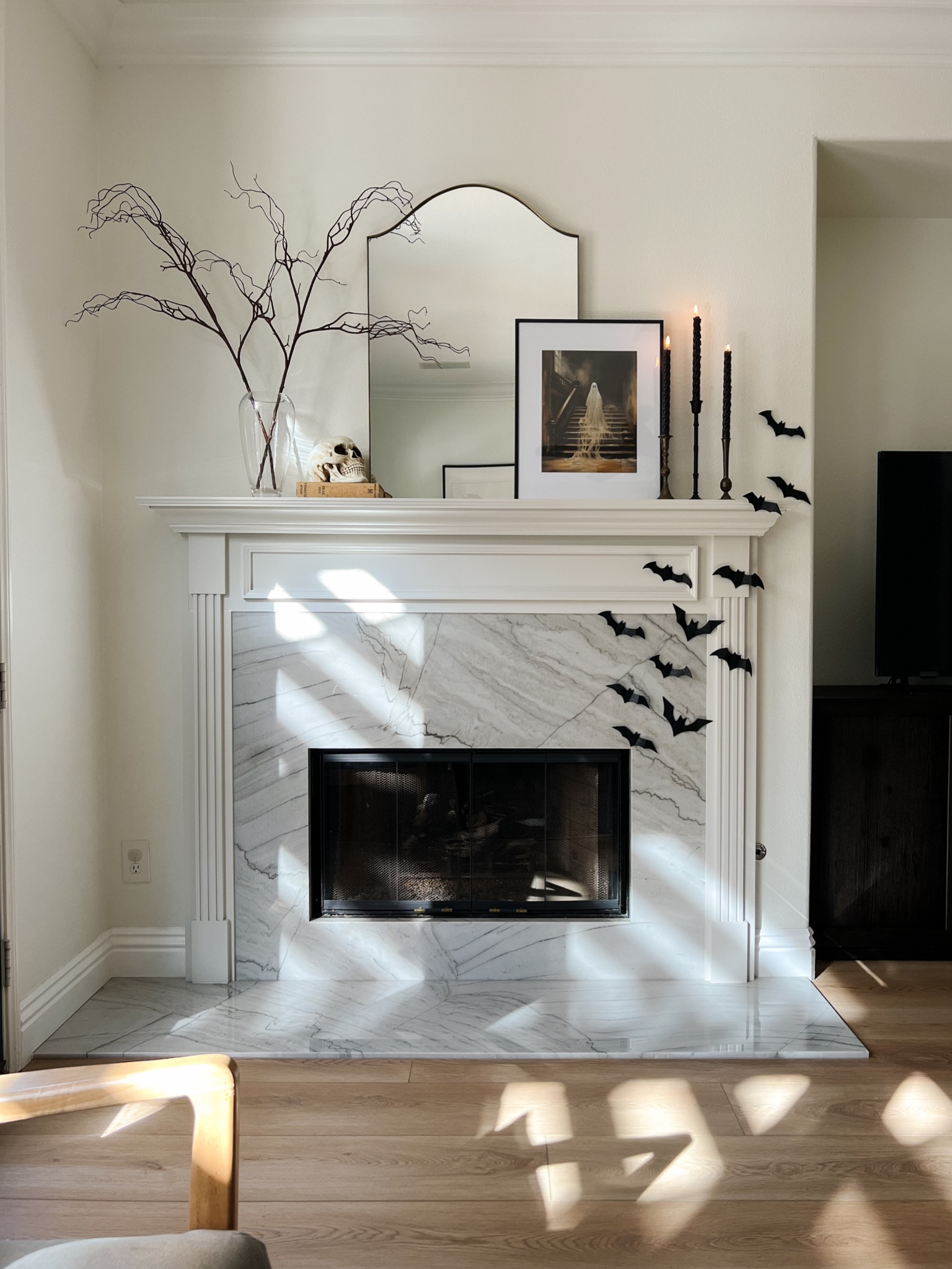 Spooky Halloween Mantel, cute Halloween decor, classy Halloween decor 

#LTKhome #LTKHalloween #LTKSeasonal