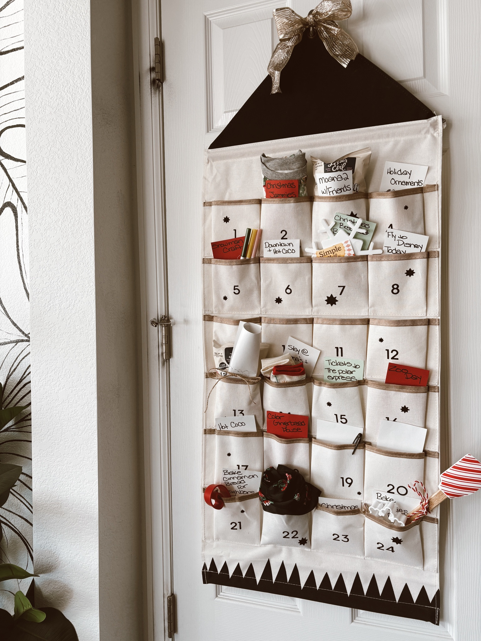 DIY hanging advent calendar 



#LTKSeasonal #LTKKids #LTKHoliday