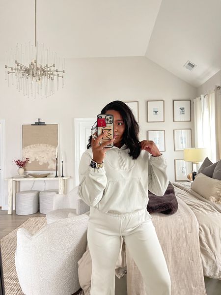 The cutest matching set

Work from home outfit, loungewear, lululemon, neutral, comfy, lounge pant, zip jacket, workout clothes 

#LTKstyletip #LTKworkwear #LTKhome