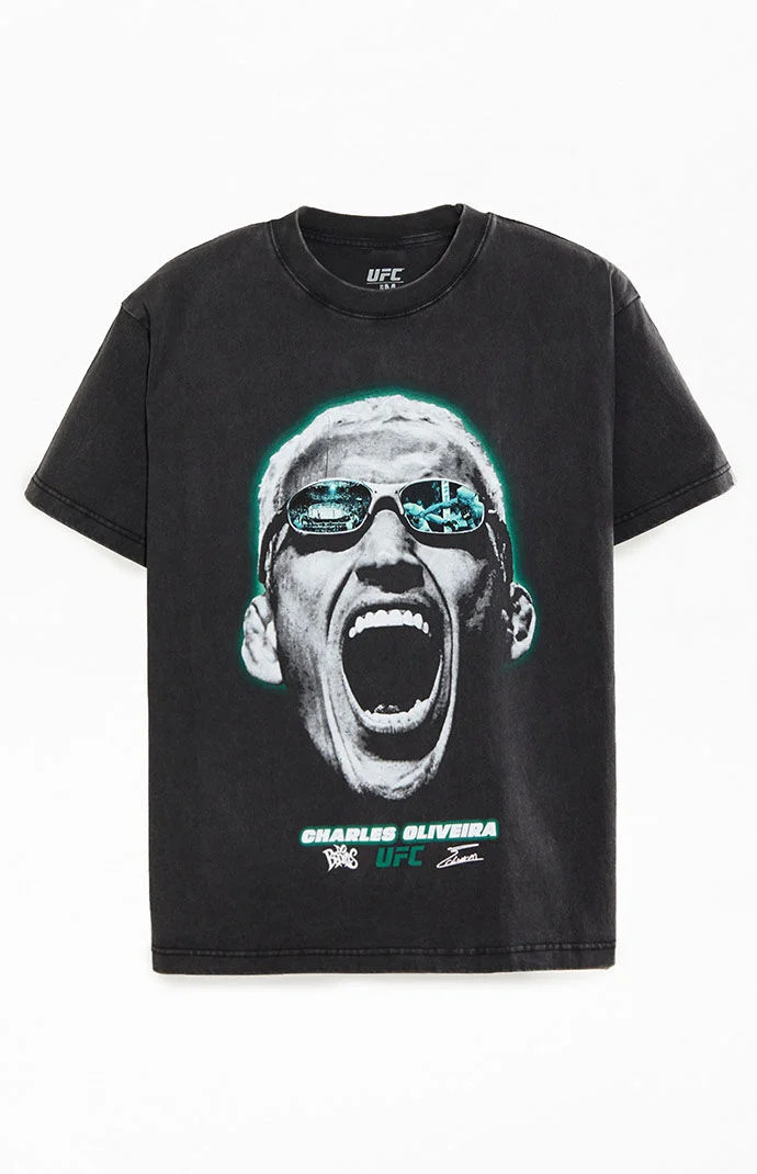 Men's UFC Charles Oliveira Oversized T-Shirt in Washed Black - Size Medium | PacSun