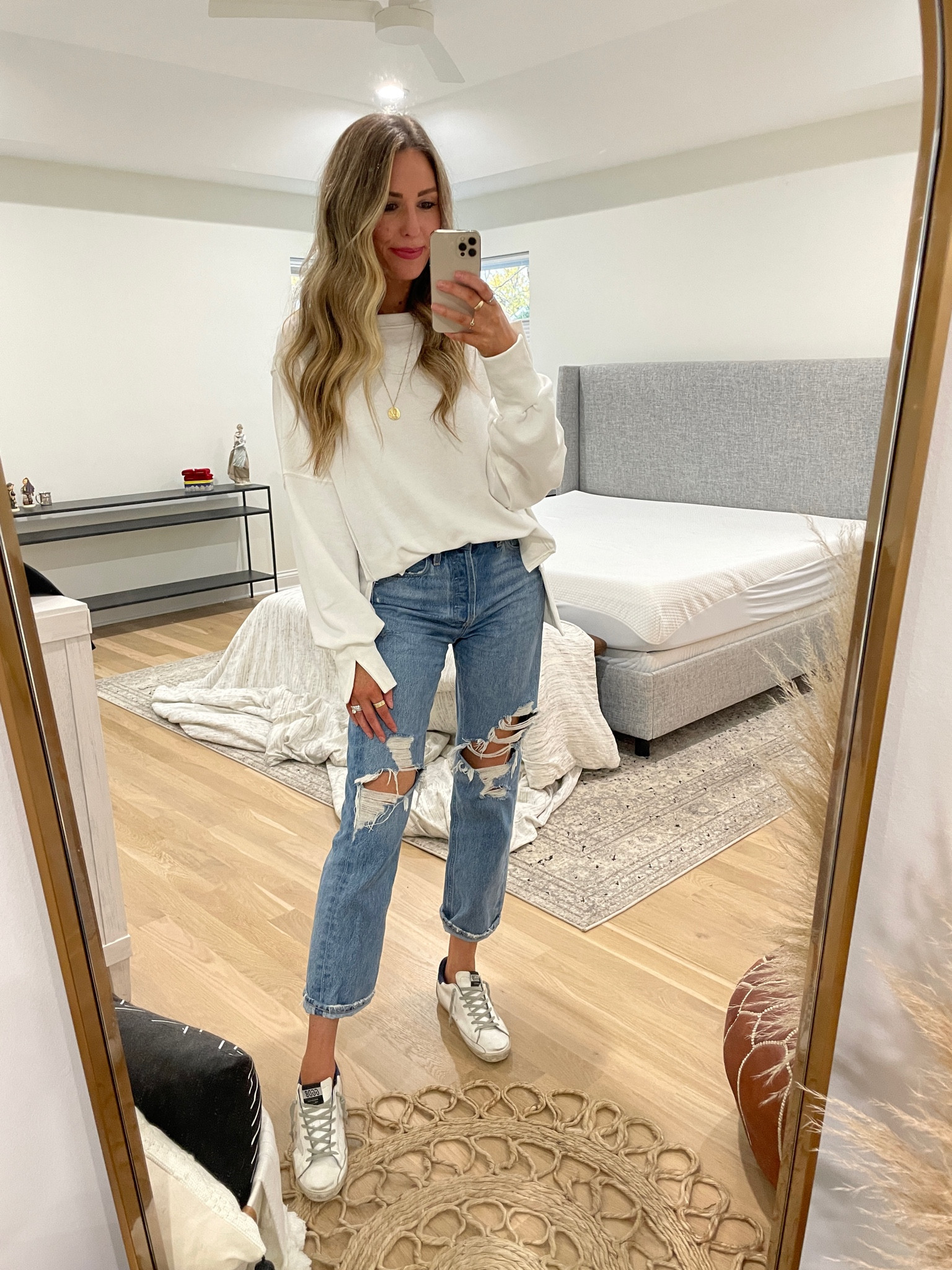 Oversized sweater / ripped jeans / fall outfit / amazon fashion 

Small in the sweater, sized down 2 to a 24 in the jeans 


#LTKunder100 #LTKshoecrush #LTKstyletip