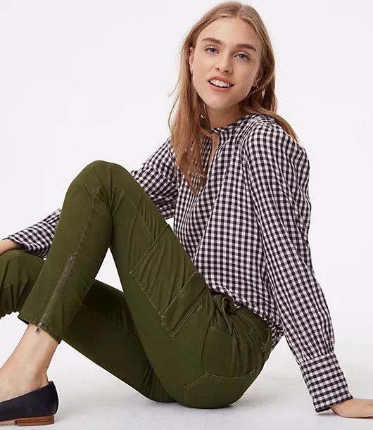 LOFT Petite Skinny Sanded Sateen Cargo Pants | LOFT