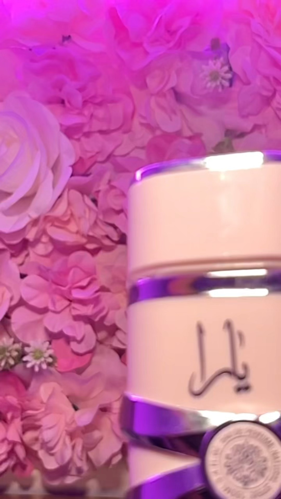 Smells like soft luxury in a bottle.
Yara by Lattafa is that sweet, creamy, feminine scent that turns heads every time.
Under $30… but smells like you paid triple.

#FragranceTok #LattafaYara #SmellGoodGirl #PerfumeCollection #FragranceLover #AffordableLuxury #

#LTKU #LTKBeauty #LTKxMadewell