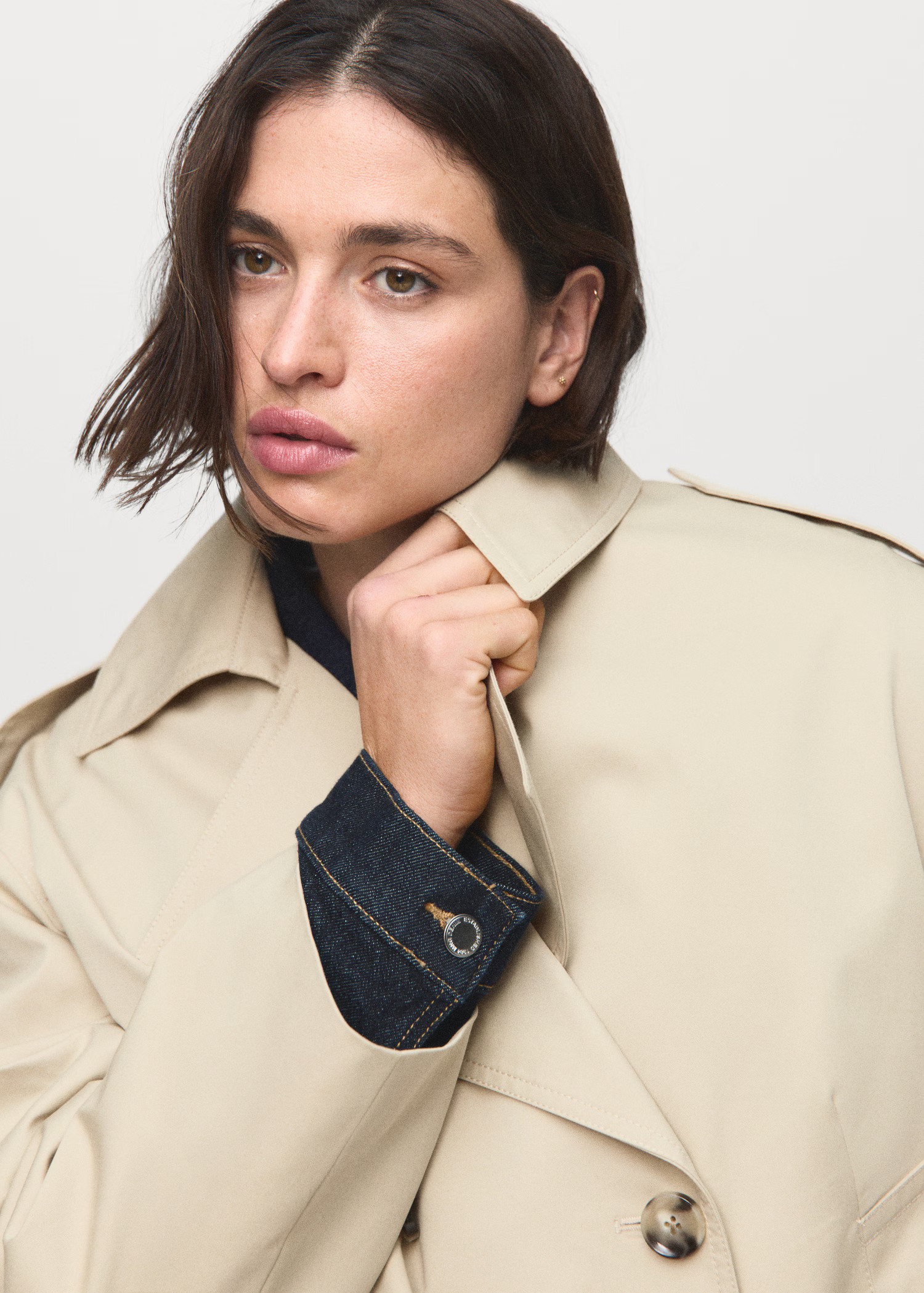 Double-breasted cropped trench coat - Women | MANGO USA | Mango (US/MX/AU)
