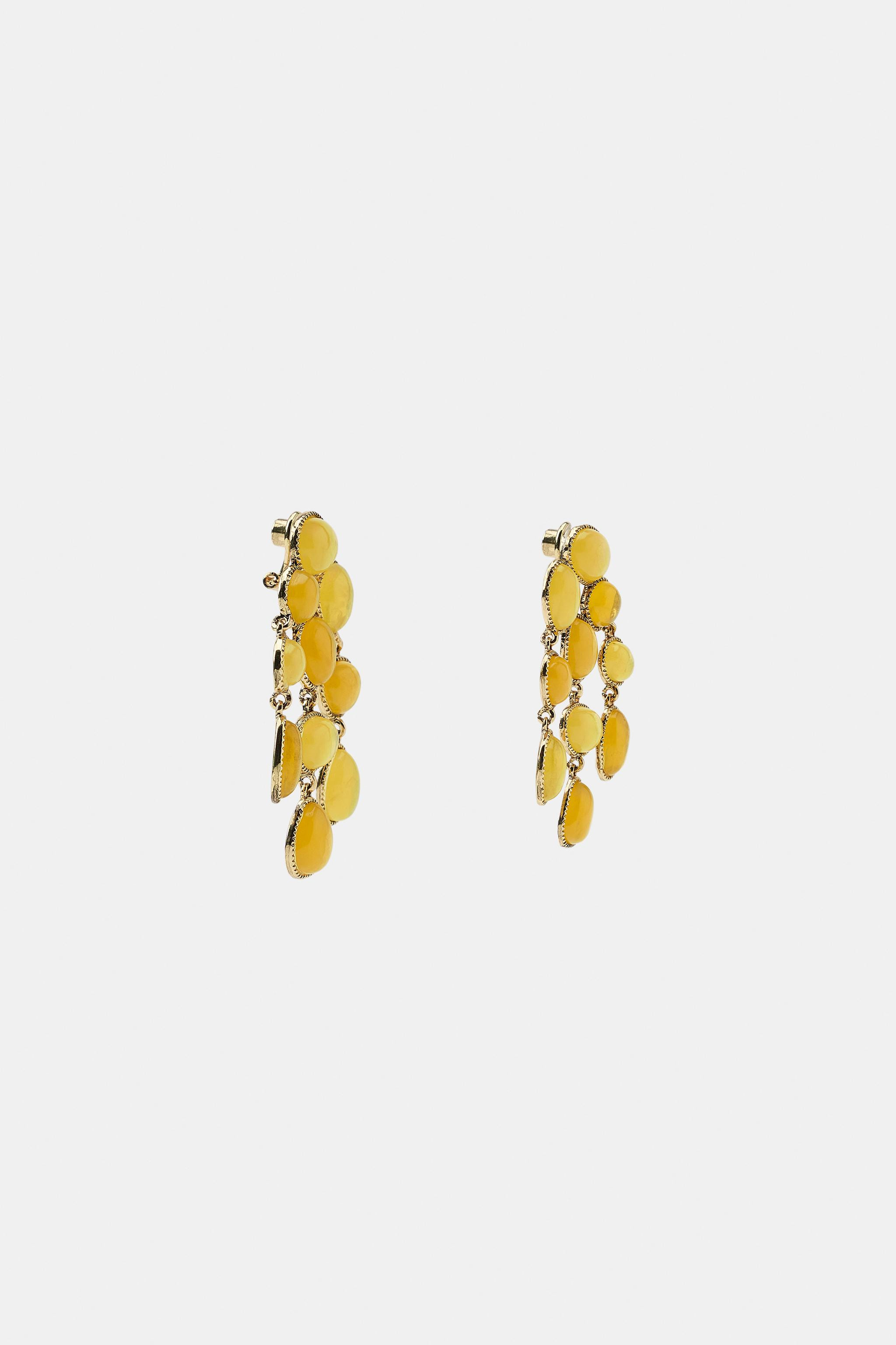 Metal drop earrings with multi-colored resin pieces. Butterfly clip closure. | Zara US