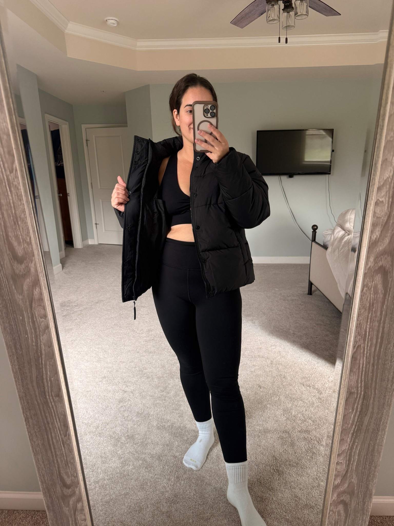 Fall workout essentials 🍁 For this month’s Fabletics outfit I grabbed my favorite black leggings, a supportive sports bra, and a cozy puffer jacket — perfect for chilly morning walks or post-gym errands. #FallWorkoutOutfit #LTKfit #AthleisureStyle #PufferJacket #BlackLeggings

#LTKMidsize #LTKActive #LTKSeasonal