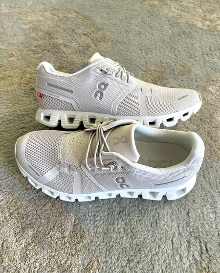 New on running cloud 5 women’s shoes 
Fit tts
Wearing size 6.5
Color pearl / white 

#LTKFind #LTKshoecrush