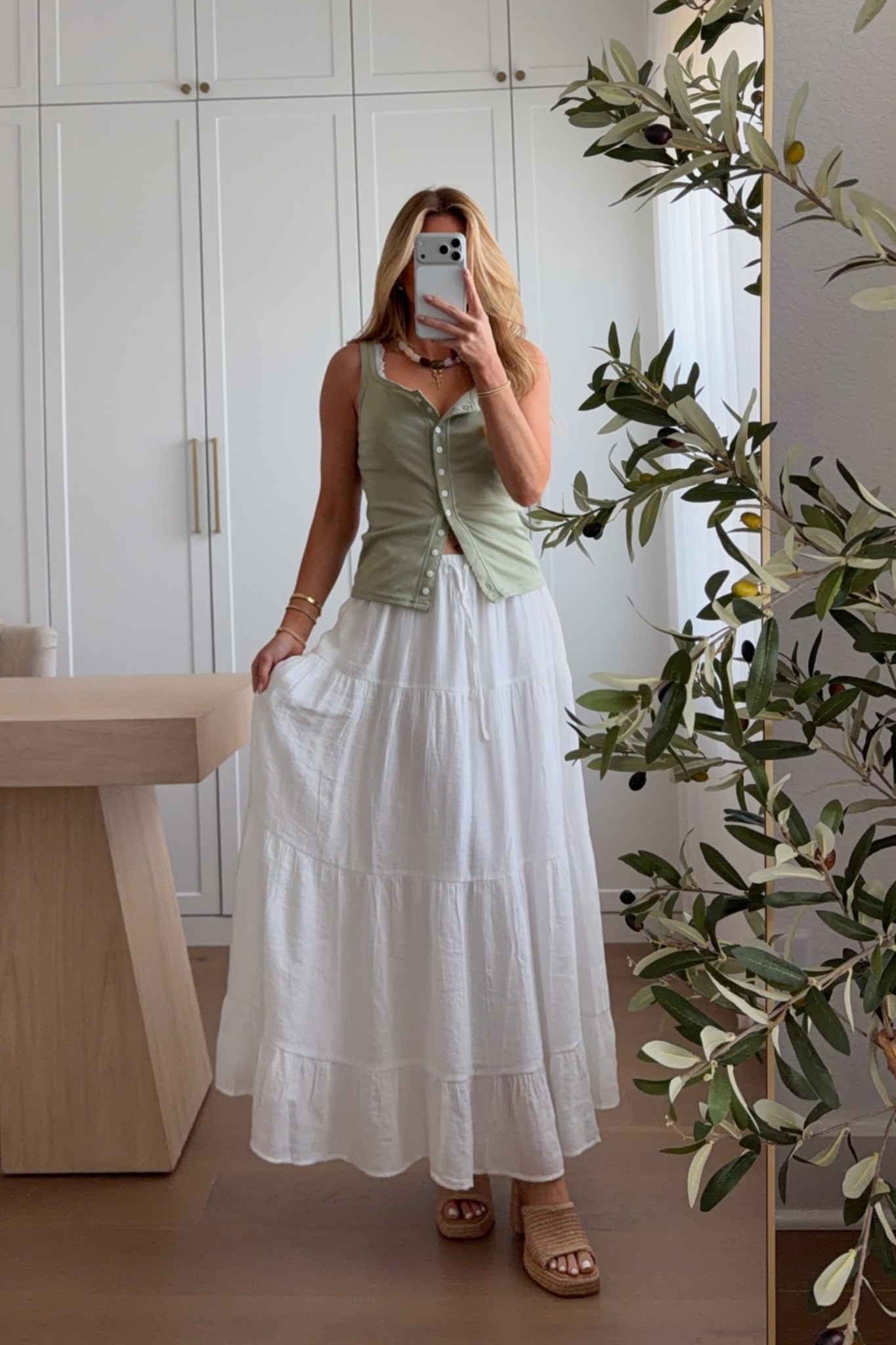 tank: small // bralette: xs // skirt: small // heel: tts