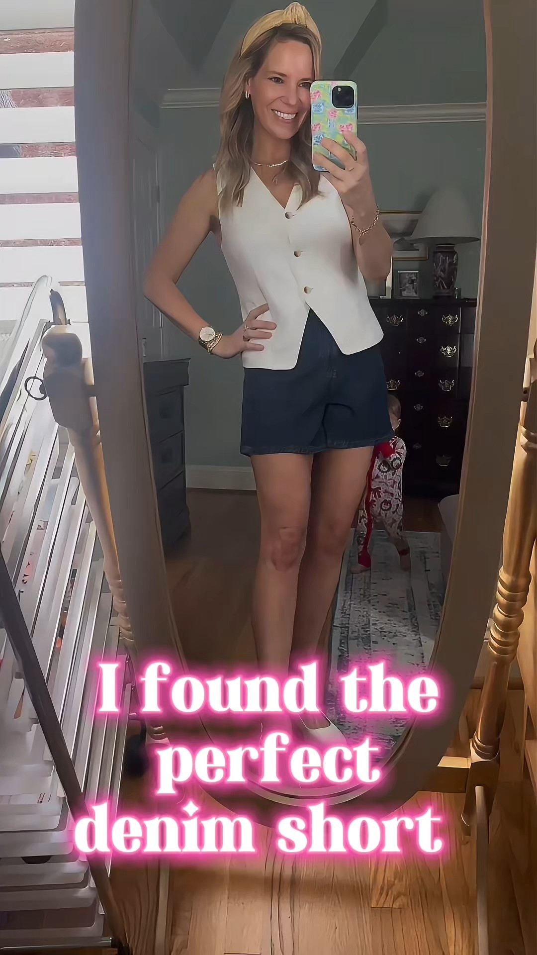 Code ASHLEYBA for 10% off my Melinda Maria jewelry! ✨
This look is the perfect blend of polished + playful for summer! The linen-blend vest adds a chic tailored touch, and I styled it with dark-wash denim shorts for a relaxed vibe. I sized up to a 26 in the shorts for a baggy fit — they’re a 5” inseam and super flattering! Added classic white slides, a raffia headband, and my favorite gold Melinda Maria pieces to pull it all together.

Sizing:
	•	Vest: Wearing XS – fitted & tailored
	•	Shorts: Sized up to 26 for a slouchy, comfy fit (5” inseam)
	•	Shoes & accessories: TTS

Style tip: Pair this vest with skirts or over a crisp button-down for more styling options!

Shop the look:
	•	Linen-blend button vest ✨
	•	5” inseam denim shorts (Amazon!)
	•	White slide sandals
	•	Raffia woven headband
	•	Melinda Maria jewelry – use code ASHLEYBA for 10% off!

#SummerStyle2025 #MelindaMariaJewelry #MyMMloveletter #AmazonFinds #PreppyChic #ClassicWithATwist #LinenVestLook #5InchShorts #WarmWeatherStyle #LTKUnder50

#LTKOver40 #LTKFindsUnder50 #LTKFindsUnder100