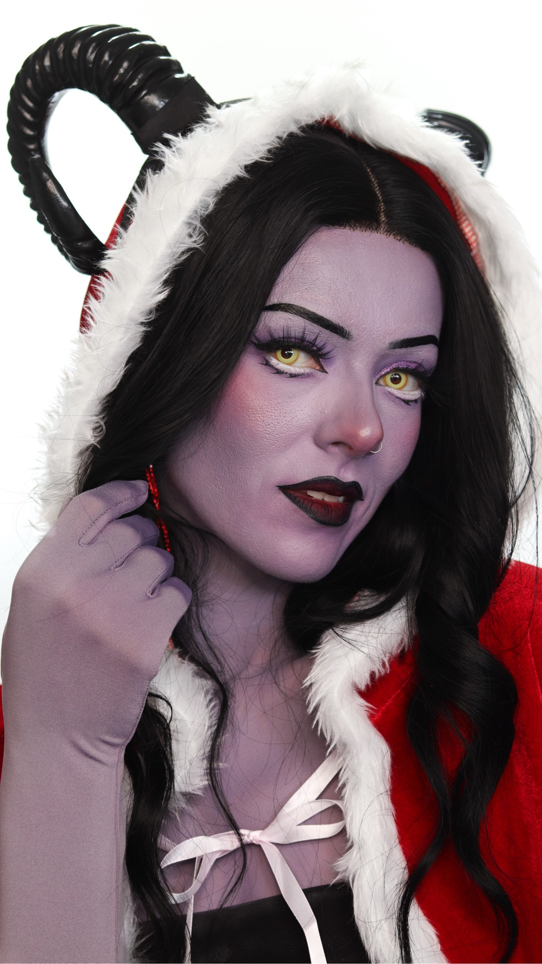 merry creepmas 😈🖤🎄
🚨 WHAT I COULDN’T TAG: 🚨
Kim Chi Chic Beauty the most concealer in solid white
Sunset Makeup colored foundations in white, black, red & blue
Blend Bunny Cosmetics x Robert Welsh Divination palette
Eldora False Eyelashes in B804
Kaleidos Makeup cloud lab lip clay in queen of the night
Coloured Contacts rx lenses in yellow avatar

#LTKHoliday #LTKBeauty #LTKgrwm