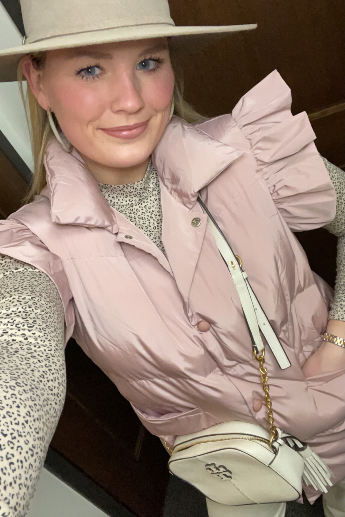 the girly dinner fit but keep it western w a good hat! 

#LTKSeasonal #LTKfit #LTKtravel