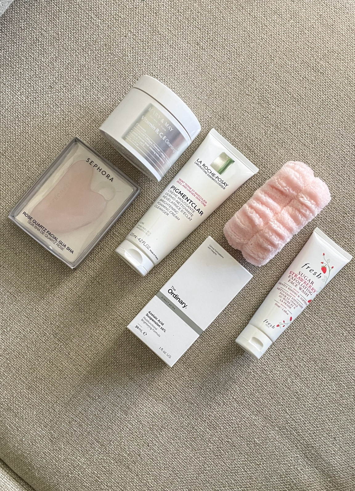 Updated skincare routine 🫧🧖🏾‍♀️🎀

As someone with sensitive skin, these products have been magic. 

Skincare, face washing routine, skin routine, skincare routine, beauty regime, beauty routine, face wash, face exfoliation, cleansing balm, Amazon find, Sephora find, Target finds

#LTKfindsunder50 #LTKbeauty