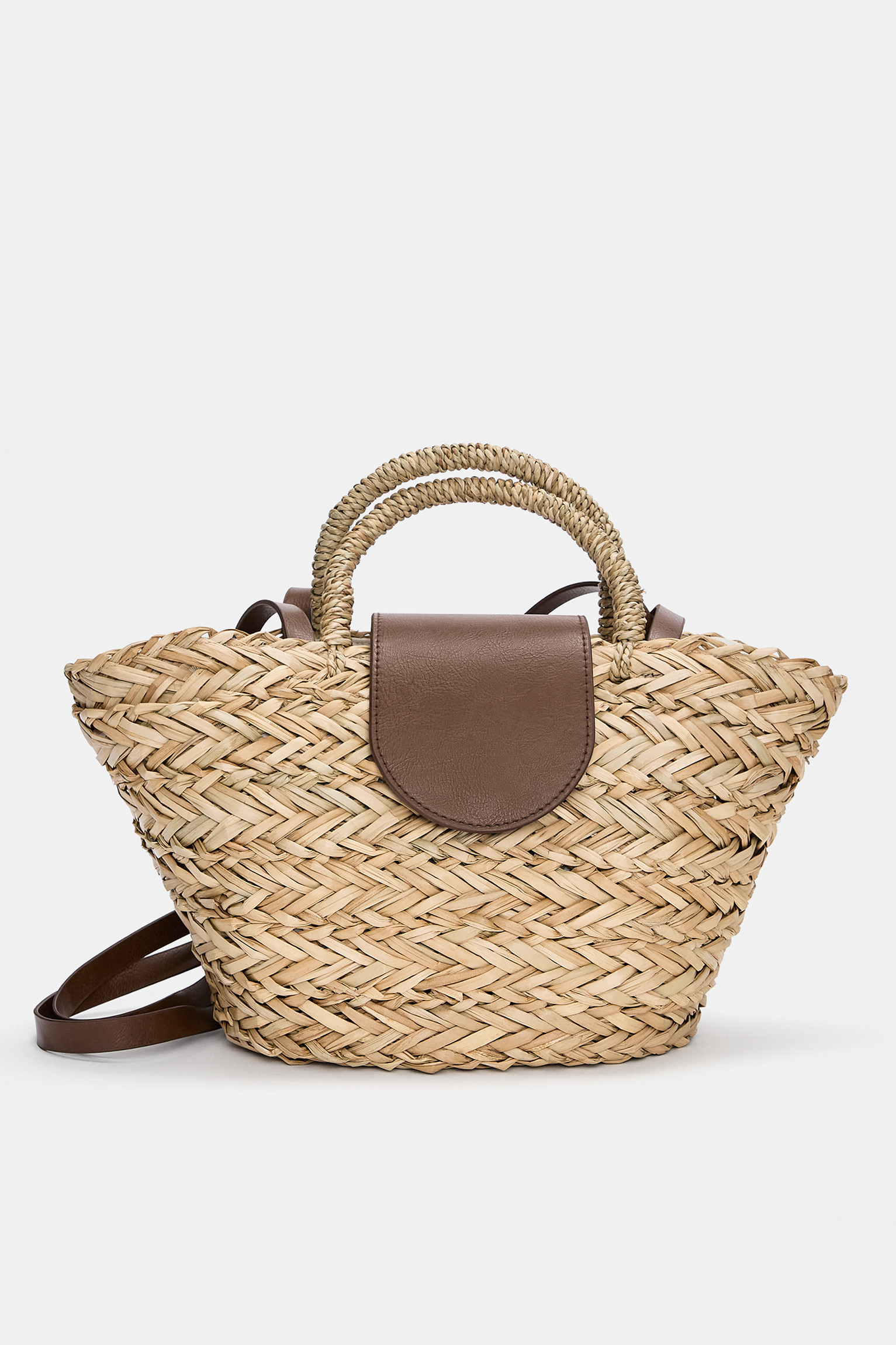 Natural fibre tote bag | PULL and BEAR UK