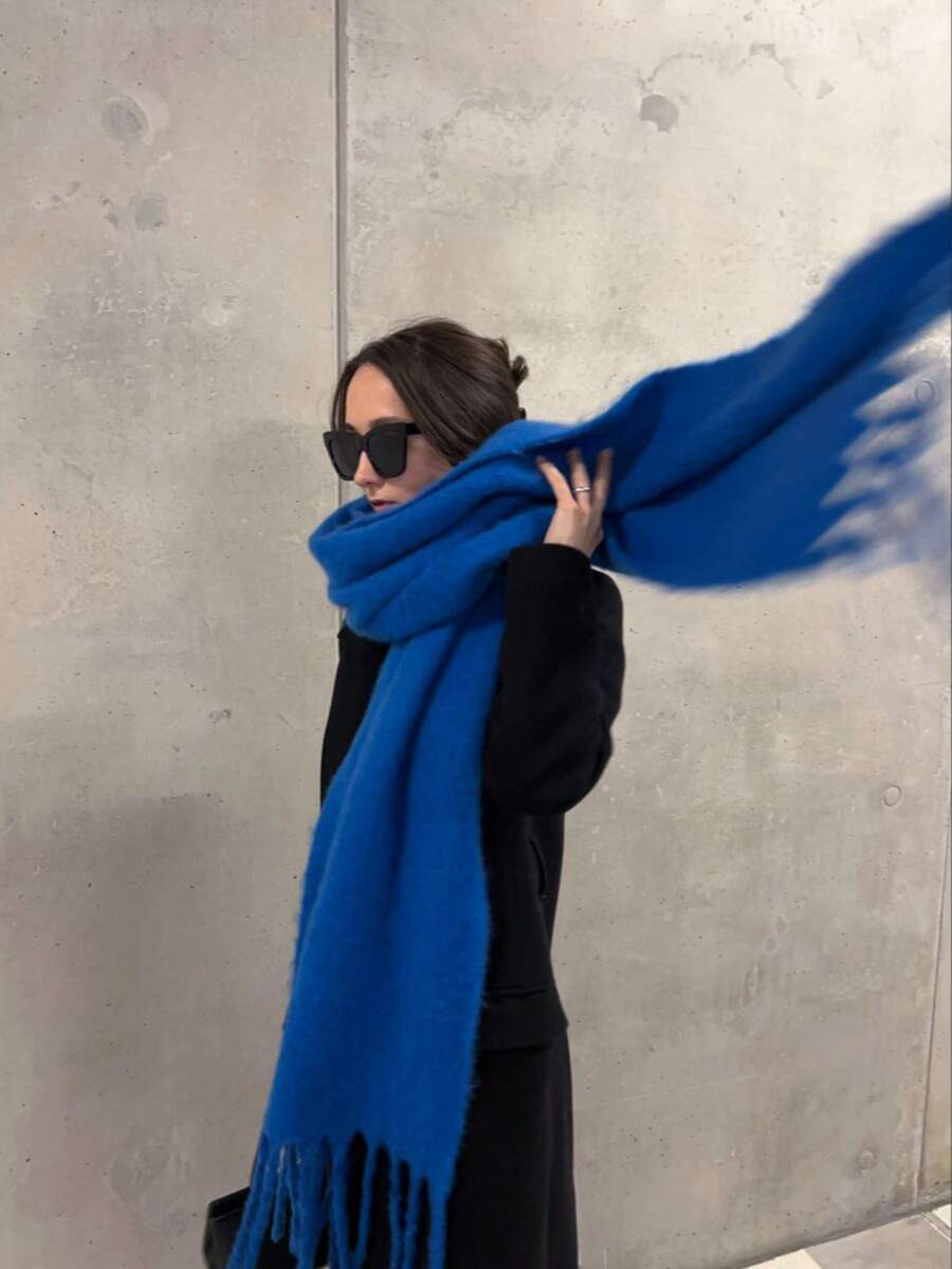 1pc Women Fuzzy Fringe Scarf, Warm And Comfortable Fashion Shawl, Outdoor Windproof Accessory, Mi... | SHEIN