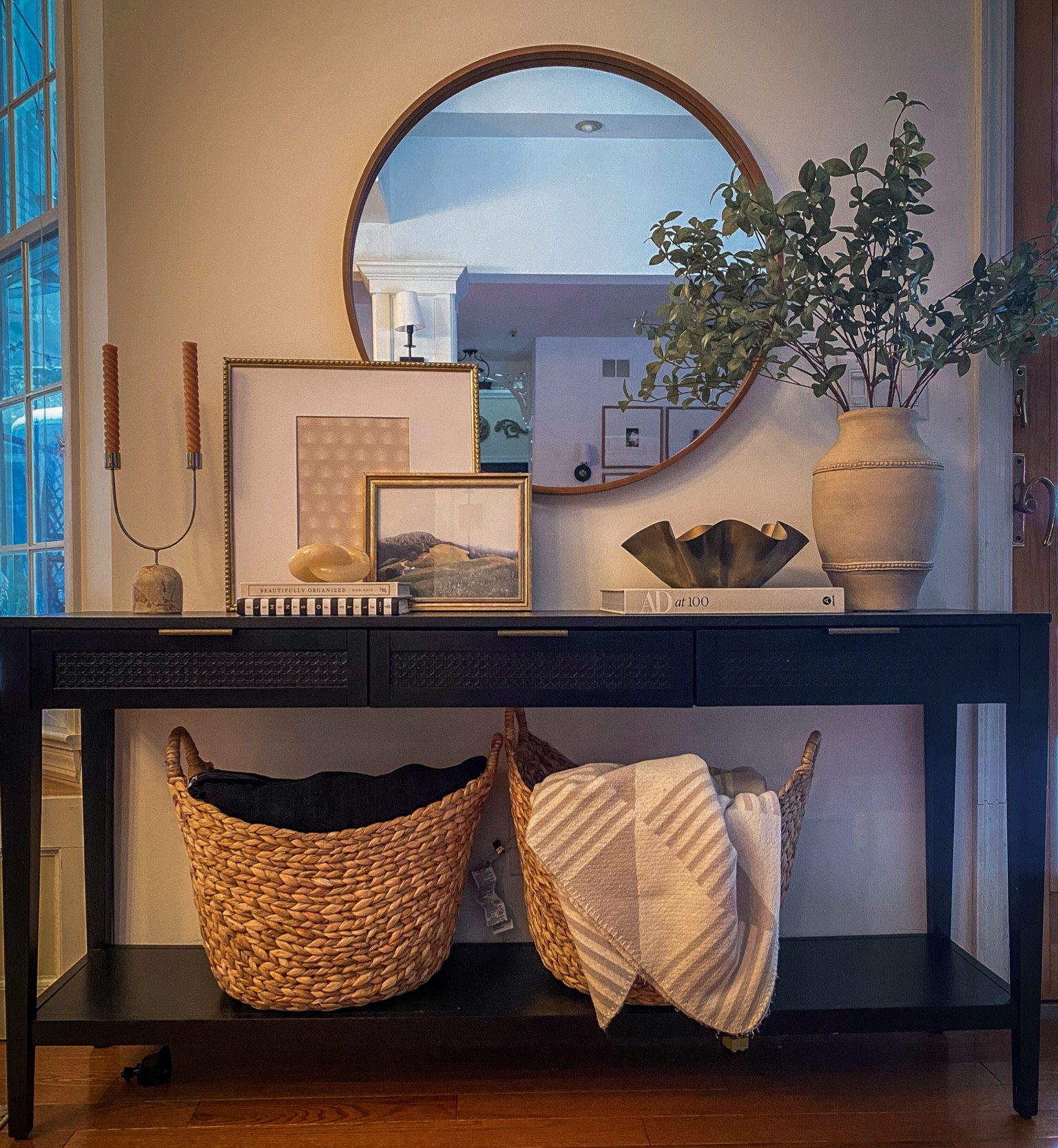 Shop my console table 

#LTKstyletip #LTKhome #LTKsalealert