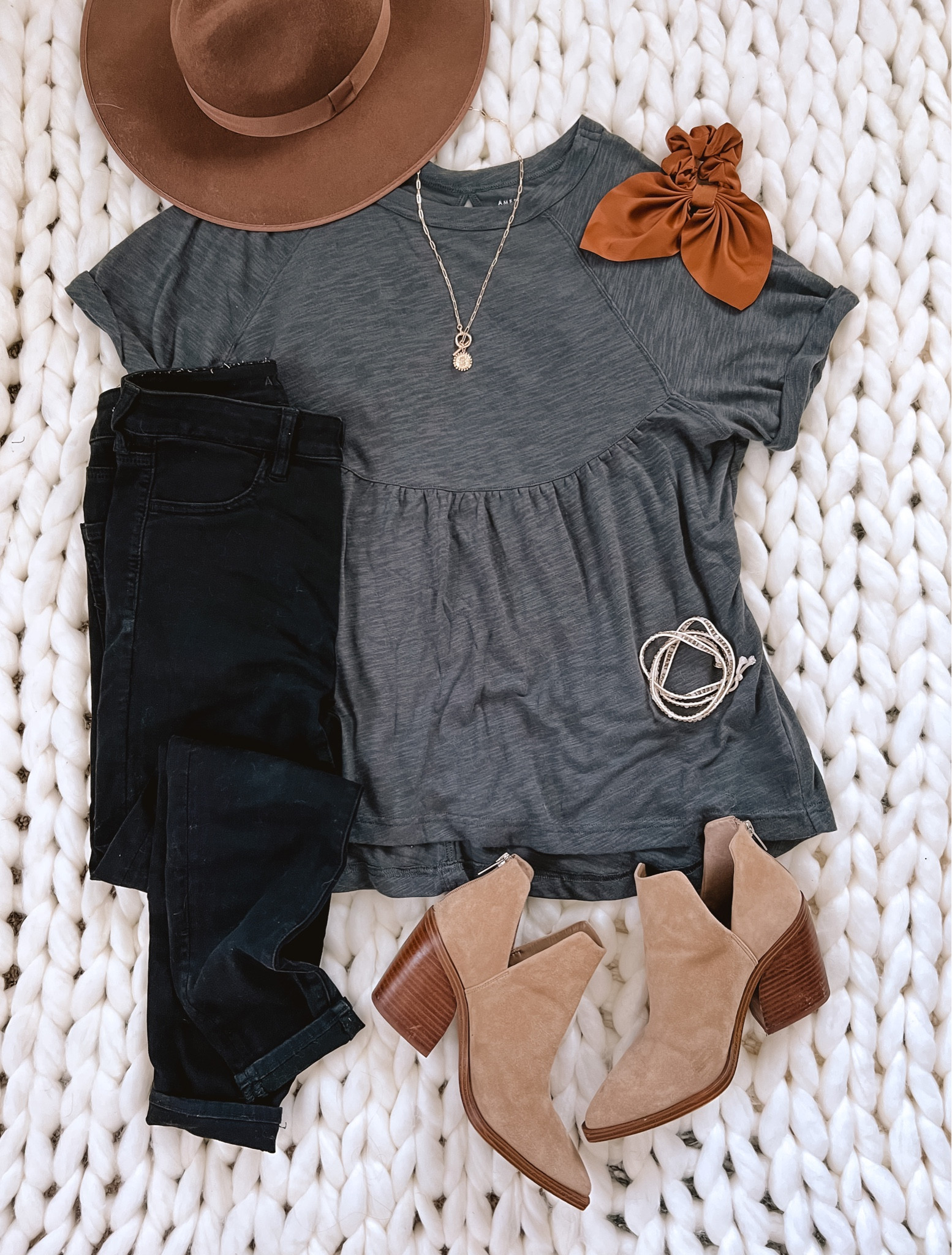 I love this neutral fall outfit with a pop of orange!! These oversized tees are the best

#falloutfit #blackjeans #fallfashion #freepeople #LTKFind 

#LTKU #LTKmidsize #LTKSeasonal #LTKfindsunder50 #LTKfindsunder100 #LTKstyletip #LTKsalealert #LTKCon
