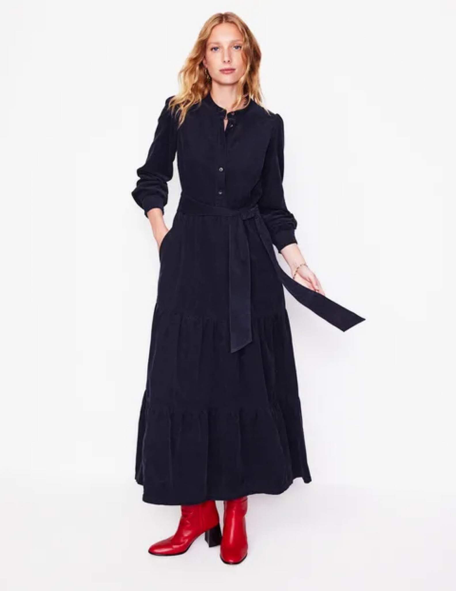 This cord max will work super hard for you this autumn winter, dress it up or down

#maxidress #classicdressing #cord


#LTKmidsize #LTKover50style #LTKautumn