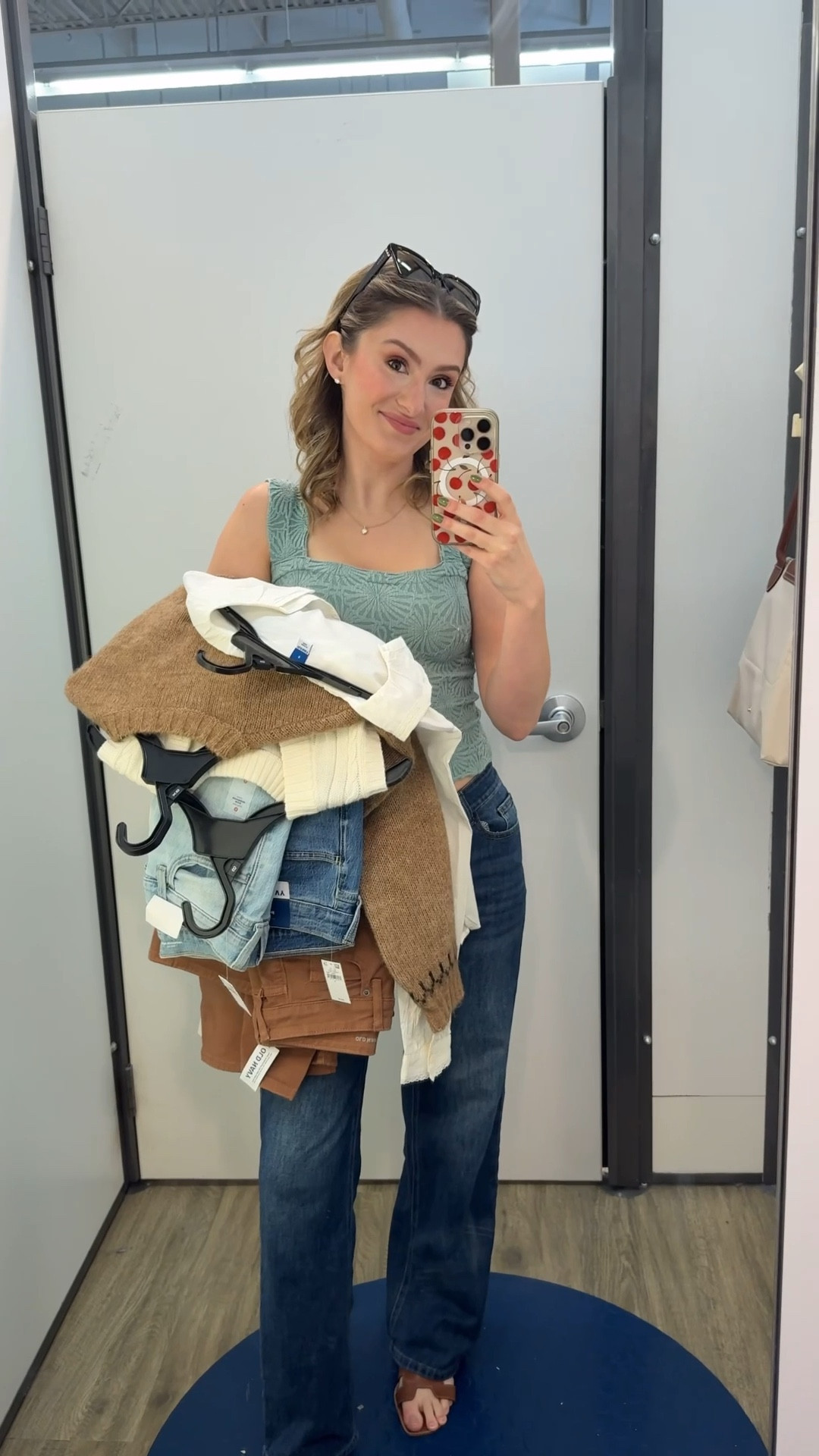 I’ve seen old Navy trending and haven’t shopped here in years, let’s see what they have and if it lives up to the hype! Can’t beat these prices though! Everything in this video is under $40
Old Navy Haul
old Navy outfits
Fall outfit
Fall outfits at Old Navy
Women’s old navy
Old navy jeans


#LTKFallSale #LTKFindsUnder50 #LTKStyleTip