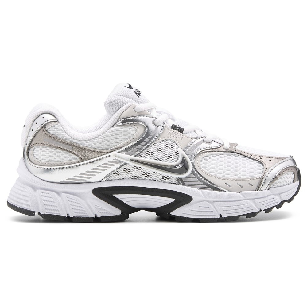 Women's V5 RNR Sneaker | Famous Footwear