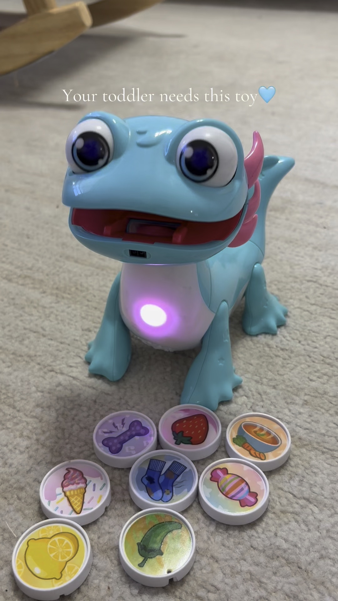 Meet Sandy Snacks-a-Lot, the cutest (and hungriest!) little axolotl!💕My daughter is obsessed—she cracks up every time Sandy spits out a snack and loves chatting with her as she reacts to different flavors. Plus, she sings, lights up, and even stores her snacks in her tail for easy cleanup. 🩵Such a fun and unique gift for toddlers 2-5! 