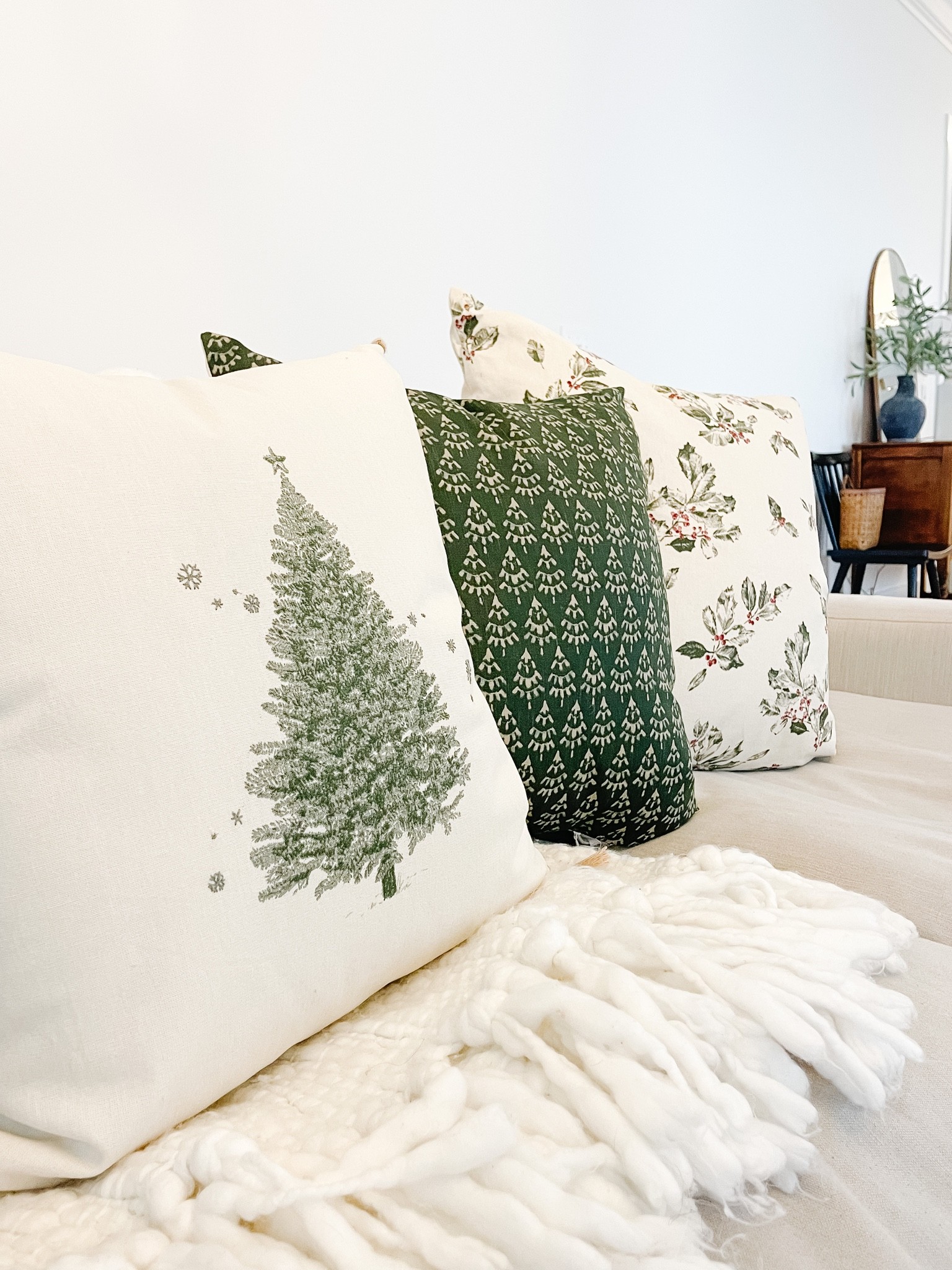 Is it too soon to start decorating for the holidays?!?!
#holidaydecor #christmasdecor #homedecor #interiordesign #targetstyle #studiomcgee #targetdecor

#LTKSeasonal #LTKHoliday #LTKhome