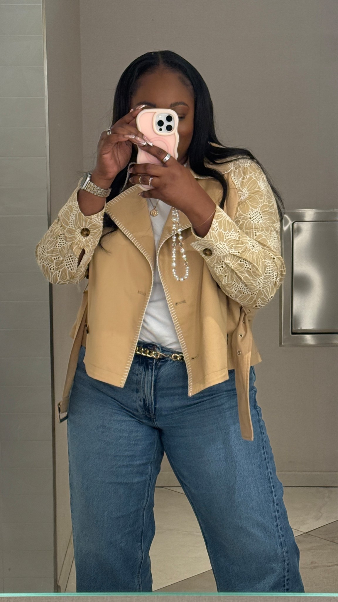 Cropped trench from Avec Les Filles

#LTKMidsize #LTKSaleAlert