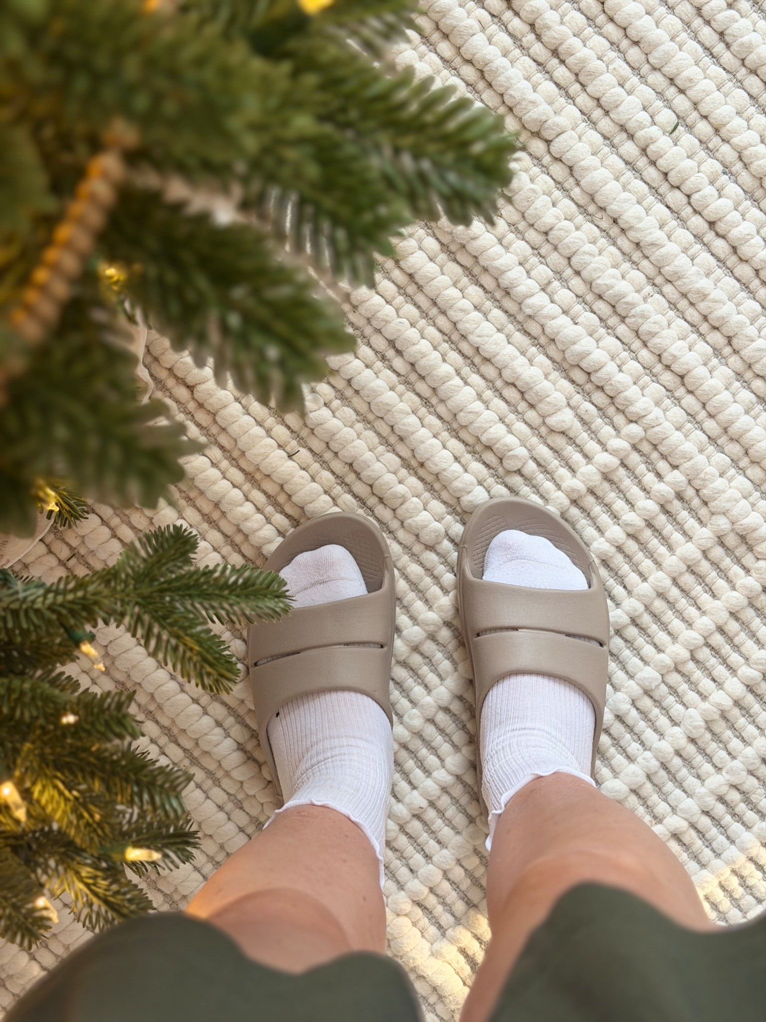 These slides are podiatrist recommended and feel great on my bunion adled feet!!! #lifeover55 😭 

#LTKootd #LTKGiftGuide #LTKHoliday
