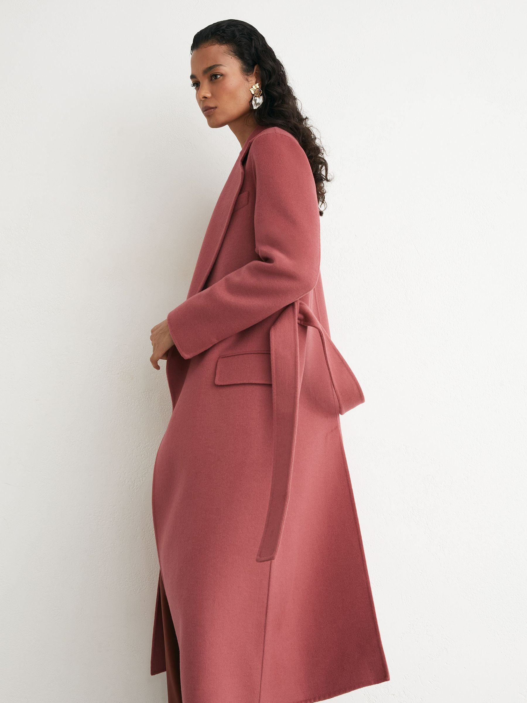 Reiss Wool-Blend Double-Breasted Blind-Seam Coat in Pink | REISS | Reiss US