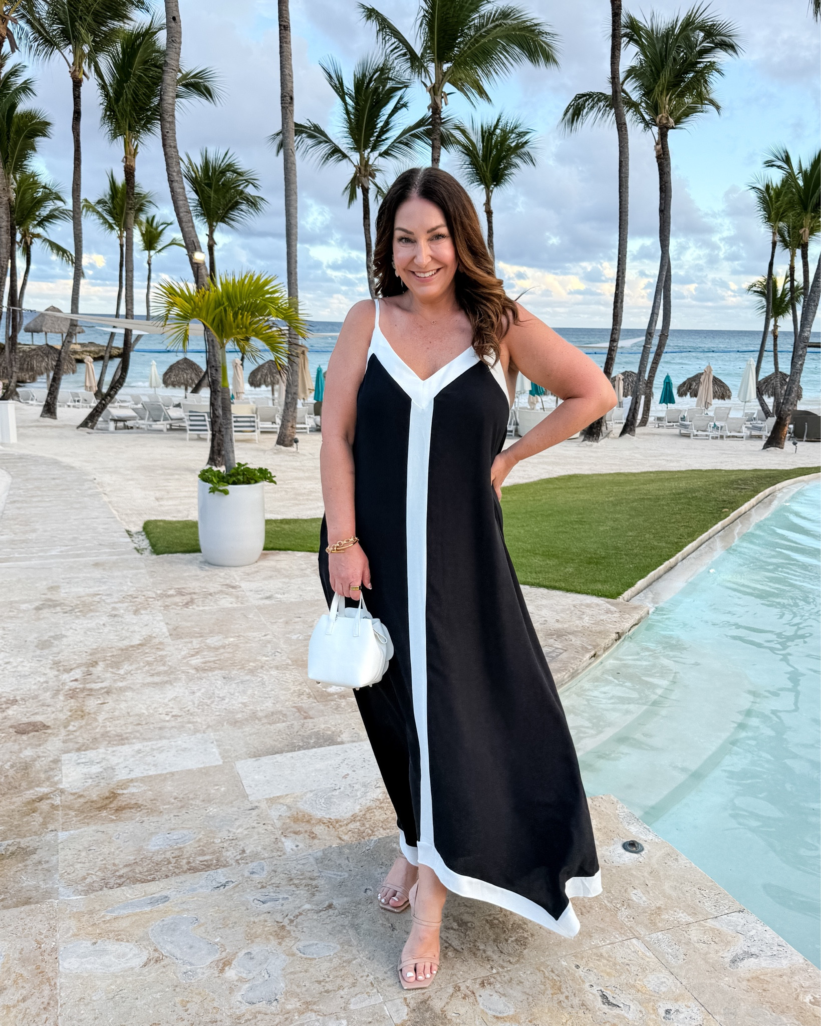 I love this PRETTYGARDEN dress! Perfect for a beach vacation wearing large. #beachready #vacationstyle 

 

#LTKSeasonal #LTKMidsize #LTKTravel