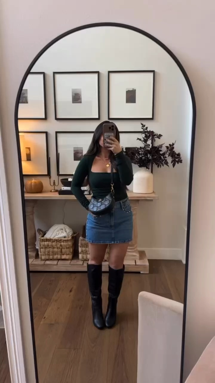 Abercrombie sale! 30% off all jeans and an extra 15% off with code DENIMAF! 

Super Bowl 
Denim 
OOTD 
Denim skirt 
Black boots 

#LTKSaleAlert #LTKMostLoved #LTKStyleTip