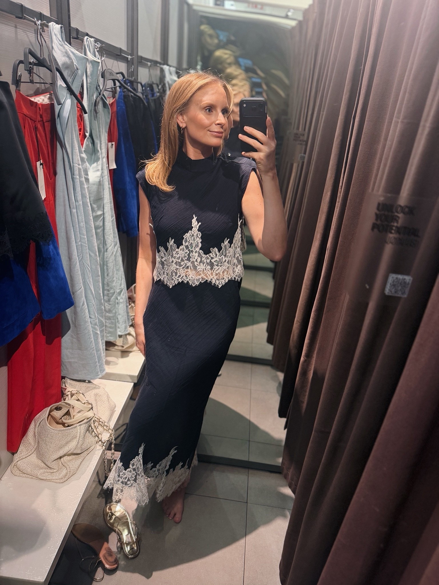 Such a cute set from Zara! I’m wearing the small in both pieces.