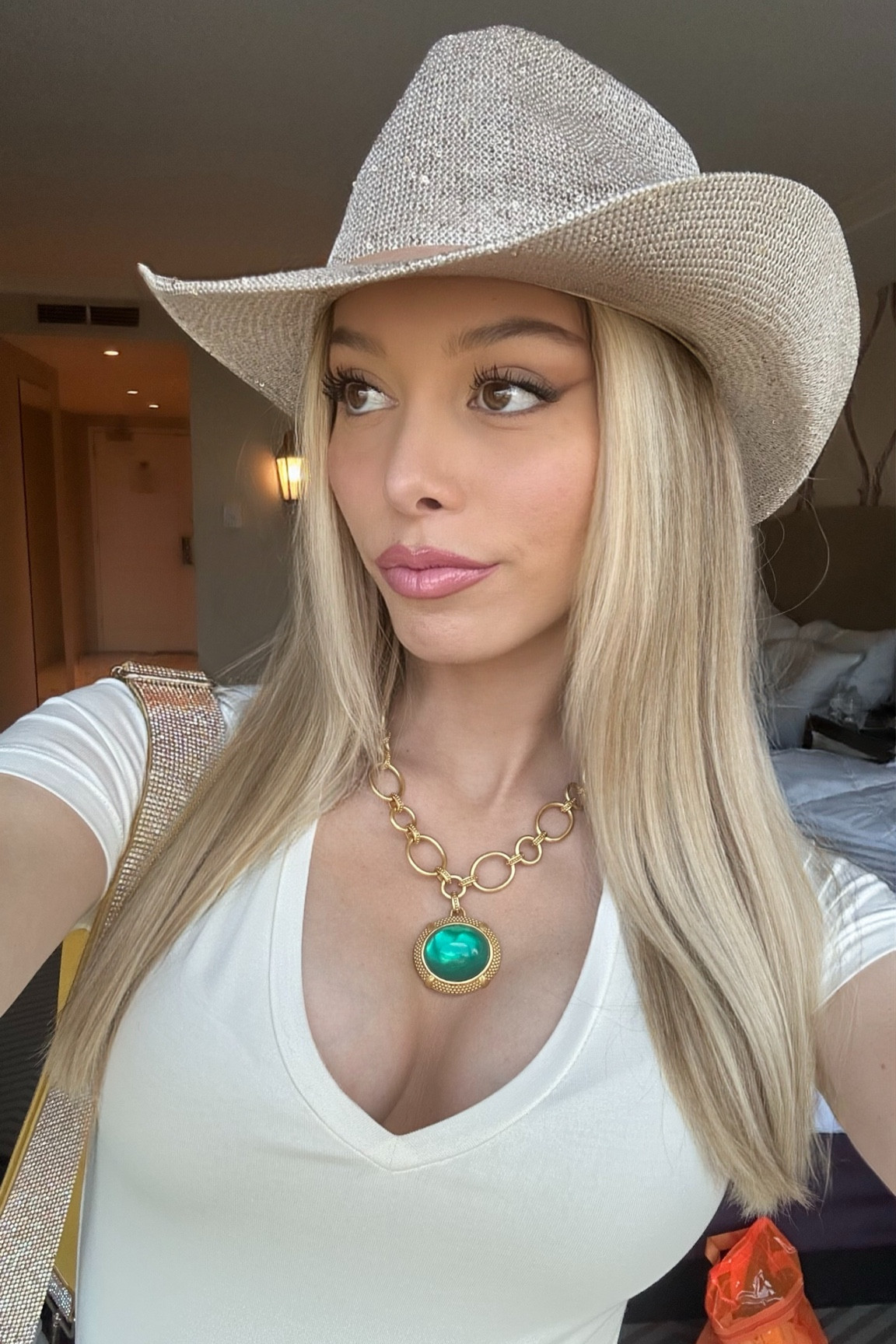 Julie Vos. Julie Vos necklace. Julie Vos jewelry. Statement jewelry. Statement necklace. Emerald necklace. White cowboy outfit. White outfit. Monochromatic outfit. Chic cowboy. Chic cowgirl. 

#LTKWatchNow #LTKOver40 #LTKParties